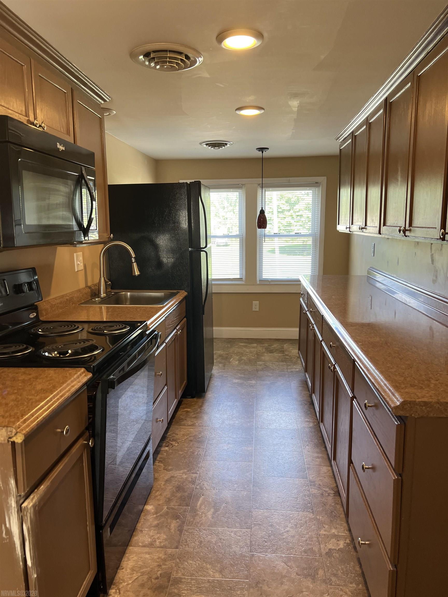 1993 Peppers Ferry Road NW