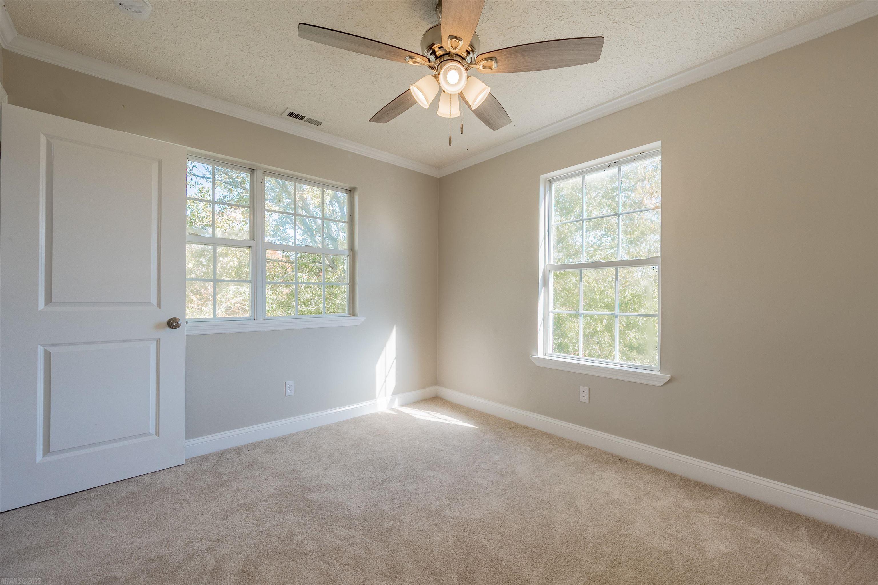 254 WINDY HILL Road NW