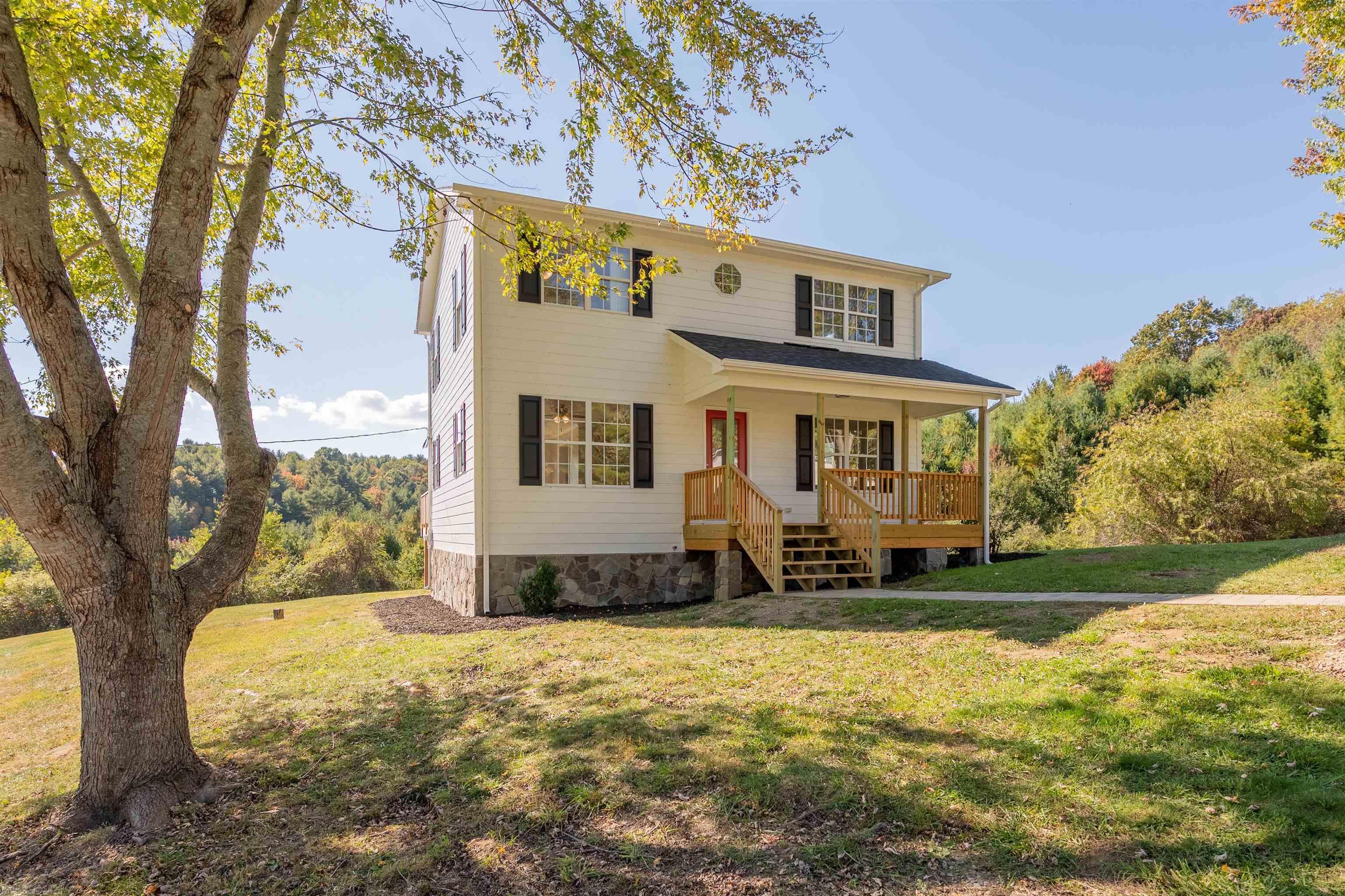 254 WINDY HILL Road NW