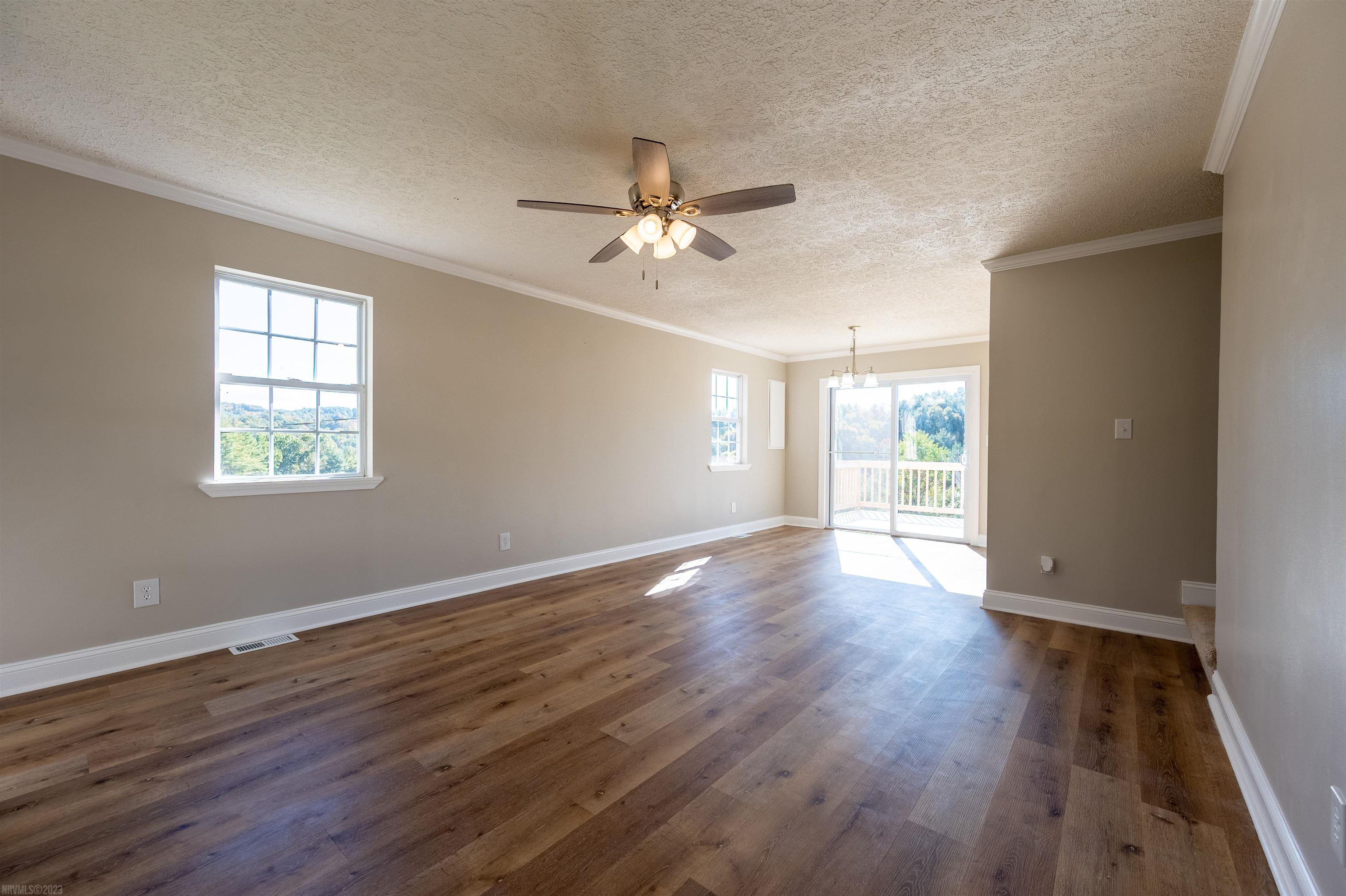 254 WINDY HILL Road NW