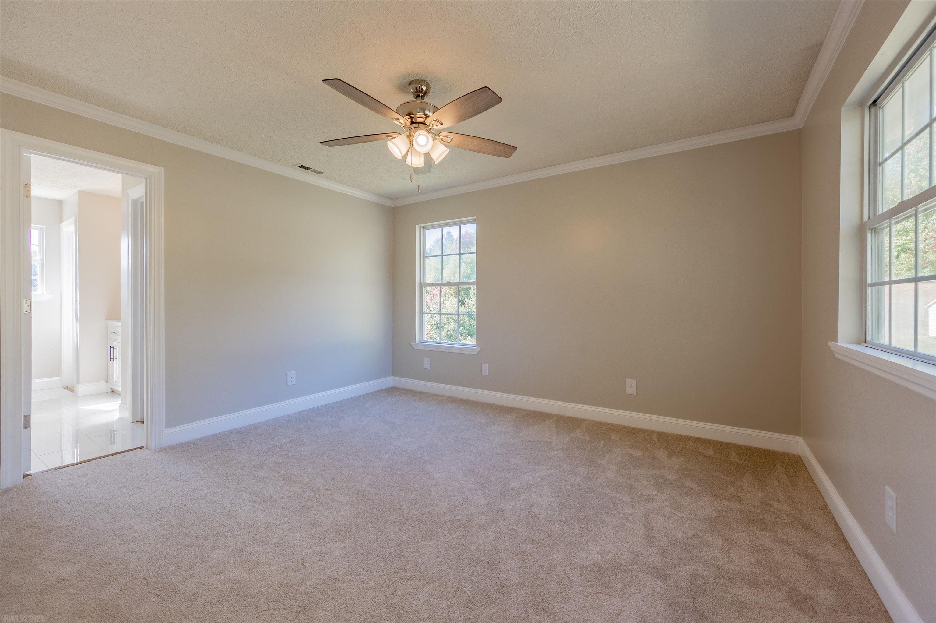 254 WINDY HILL Road NW