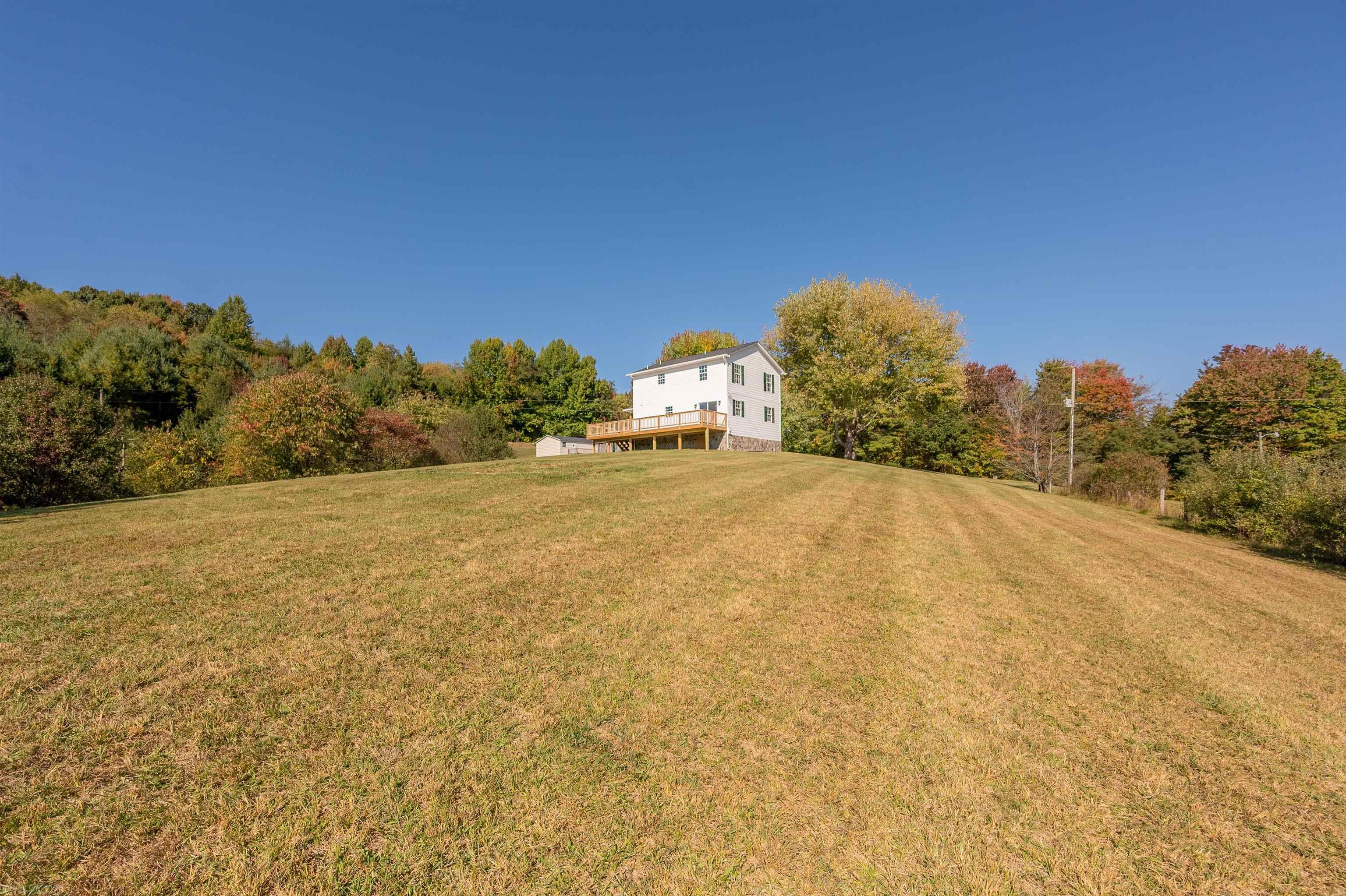 254 WINDY HILL Road NW