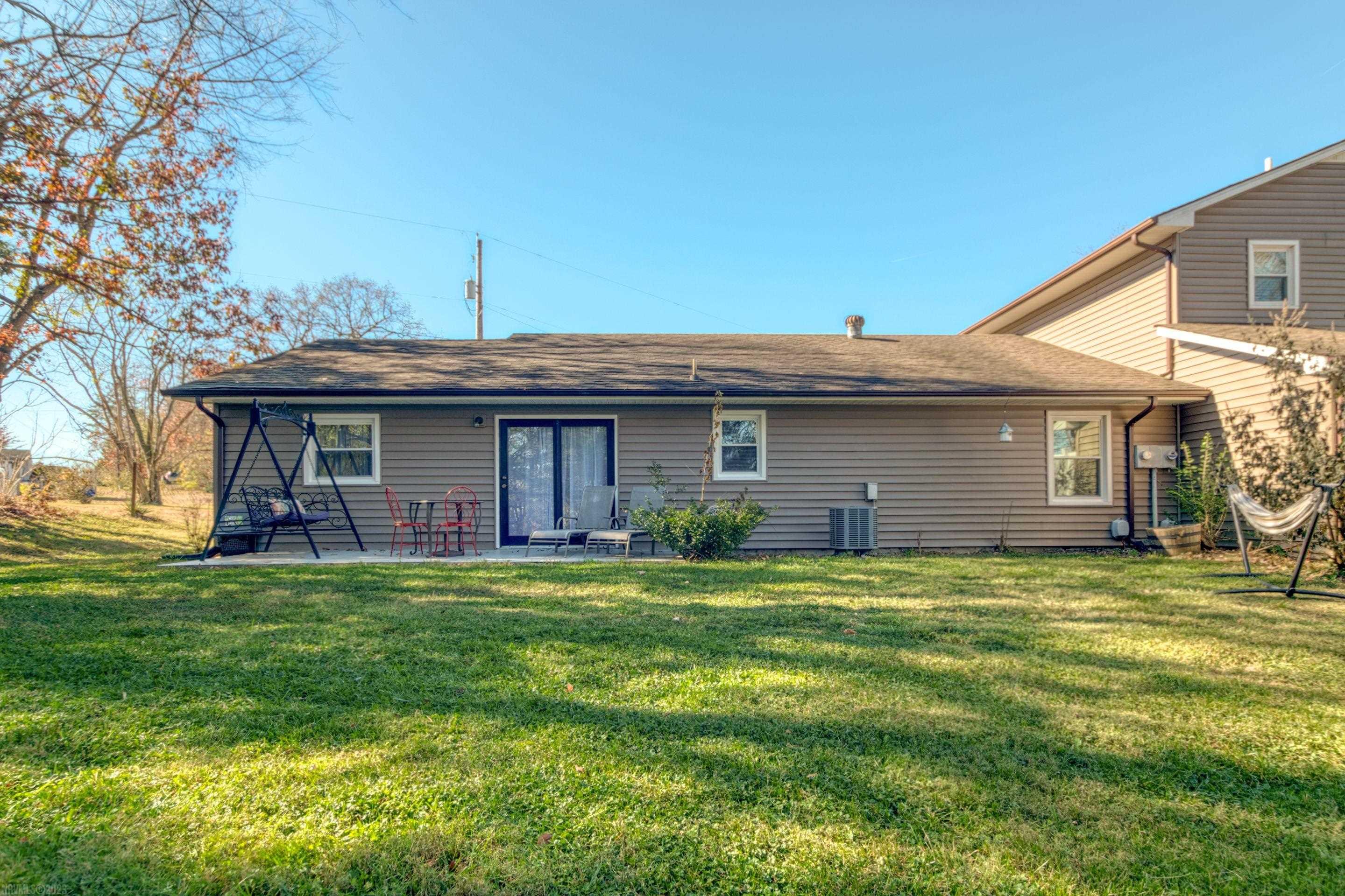 315 CHEROKEE Drive B