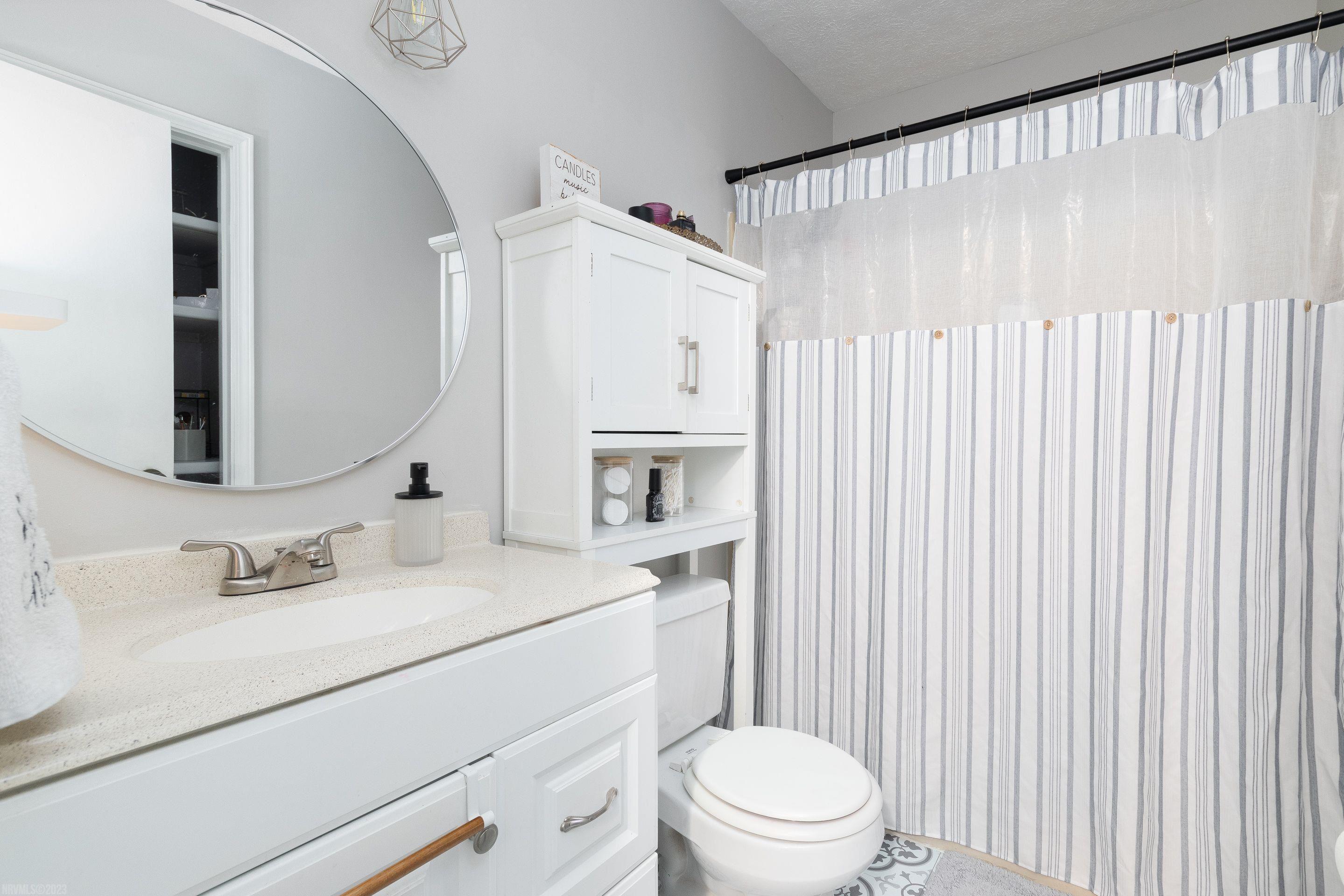 315 CHEROKEE Drive B