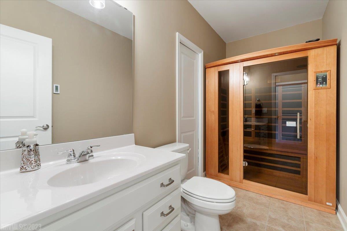 6436 TEETH OF THE DOG Drive