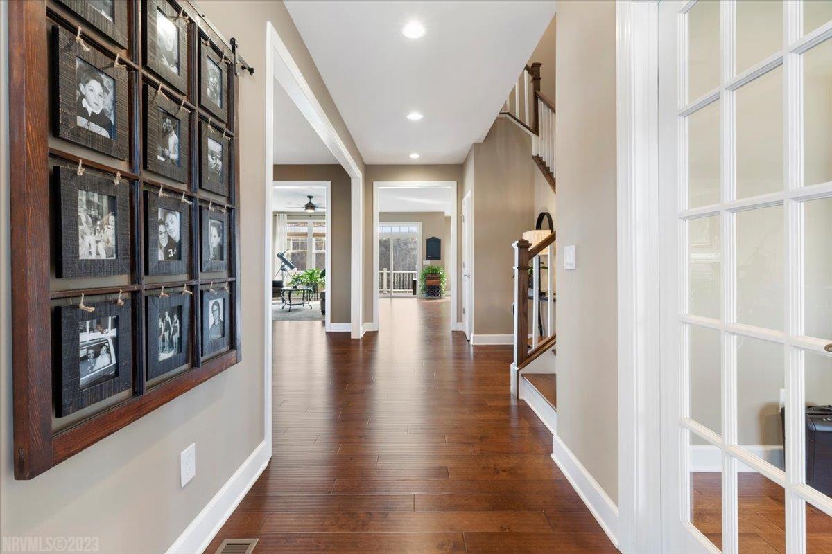 6436 TEETH OF THE DOG Drive