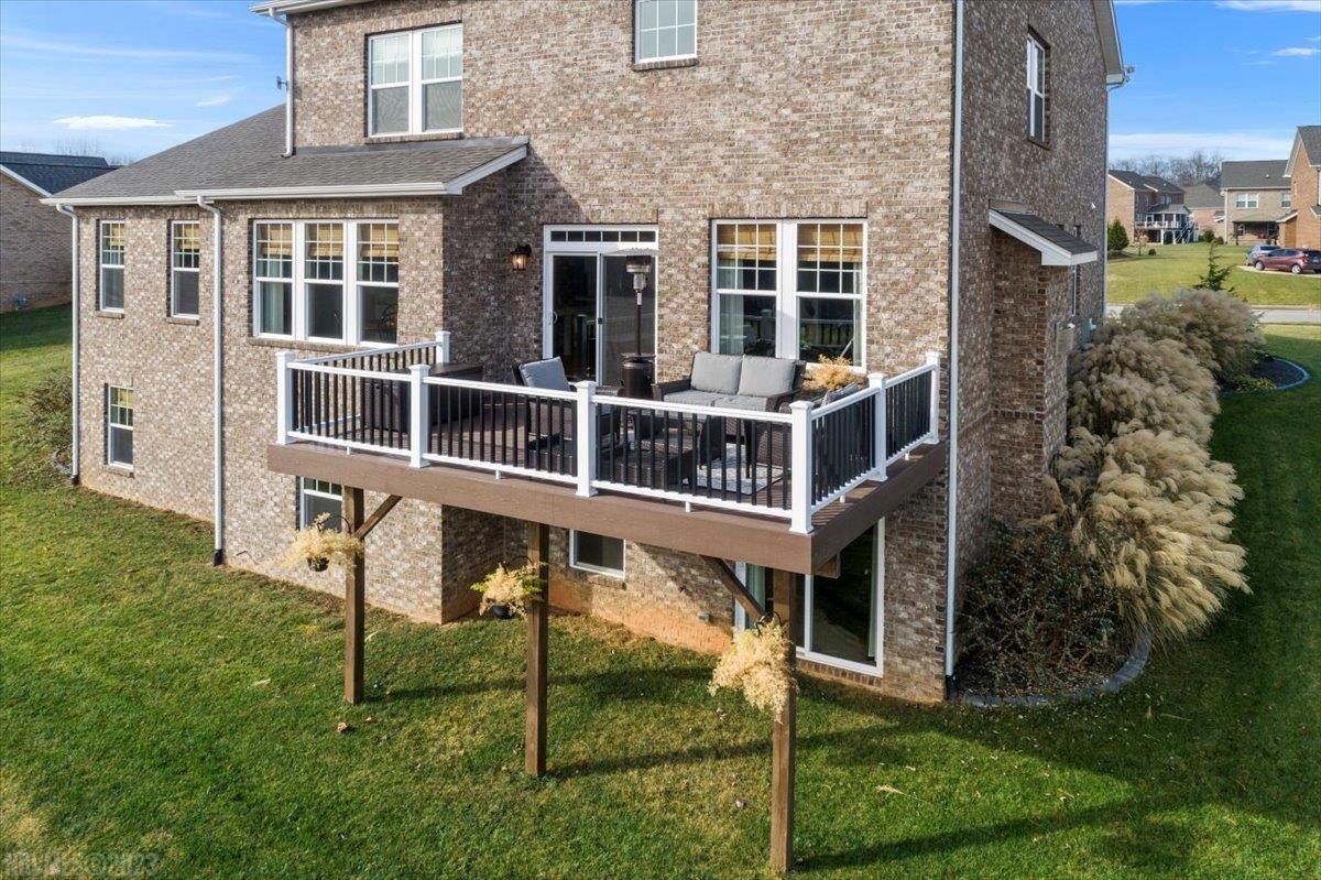 6436 TEETH OF THE DOG Drive