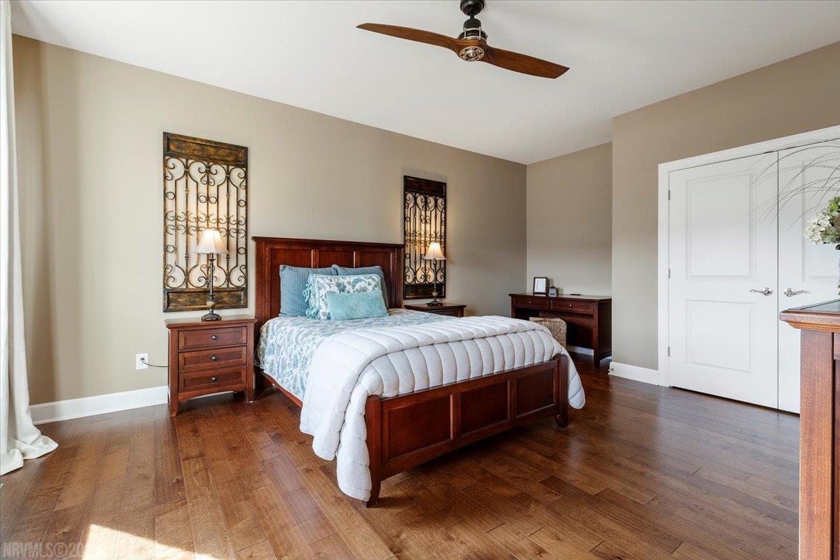 6436 TEETH OF THE DOG Drive