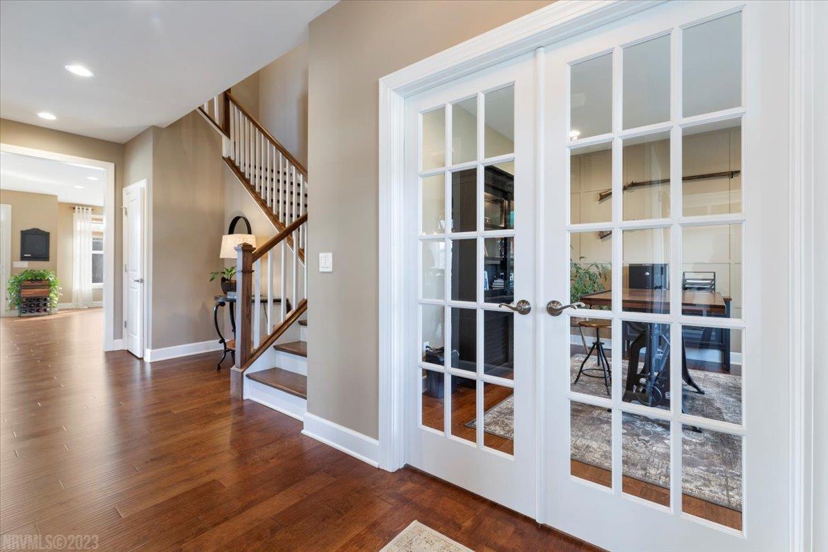 6436 TEETH OF THE DOG Drive