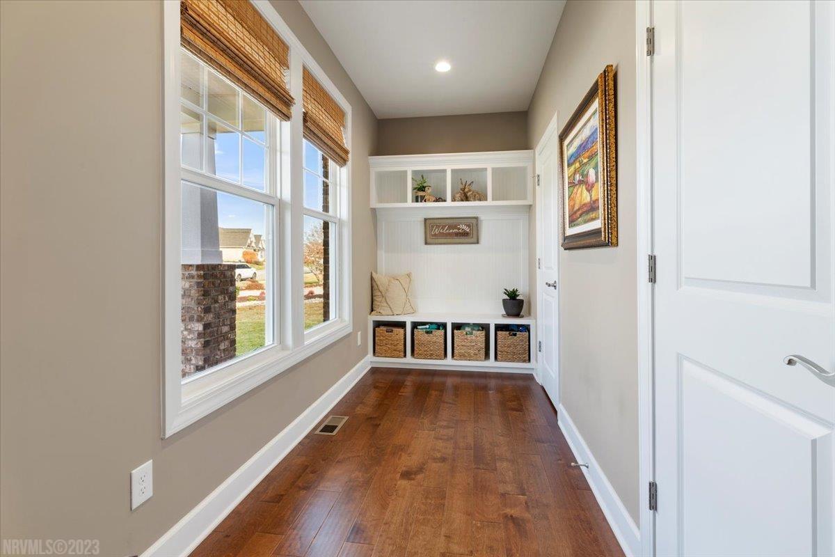 6436 TEETH OF THE DOG Drive