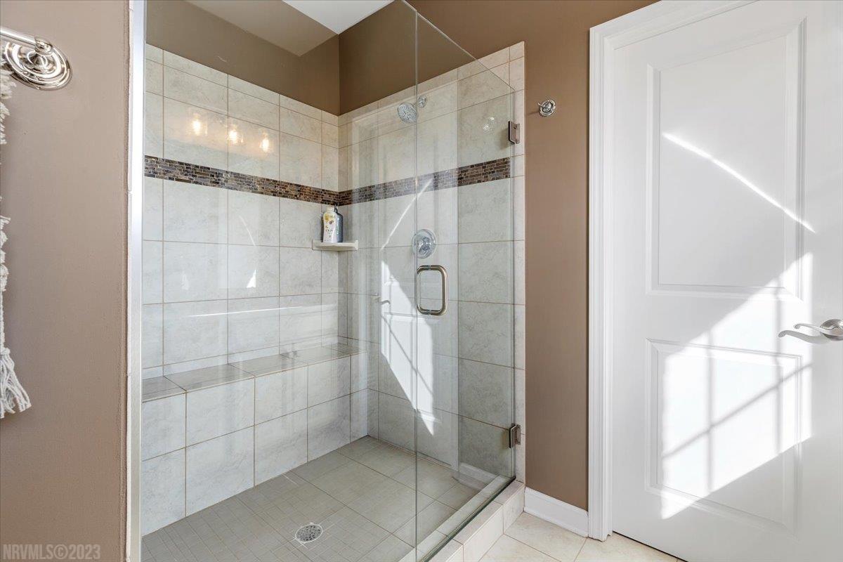 6436 TEETH OF THE DOG Drive