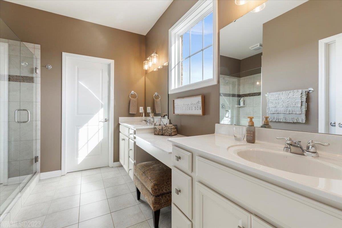 6436 TEETH OF THE DOG Drive