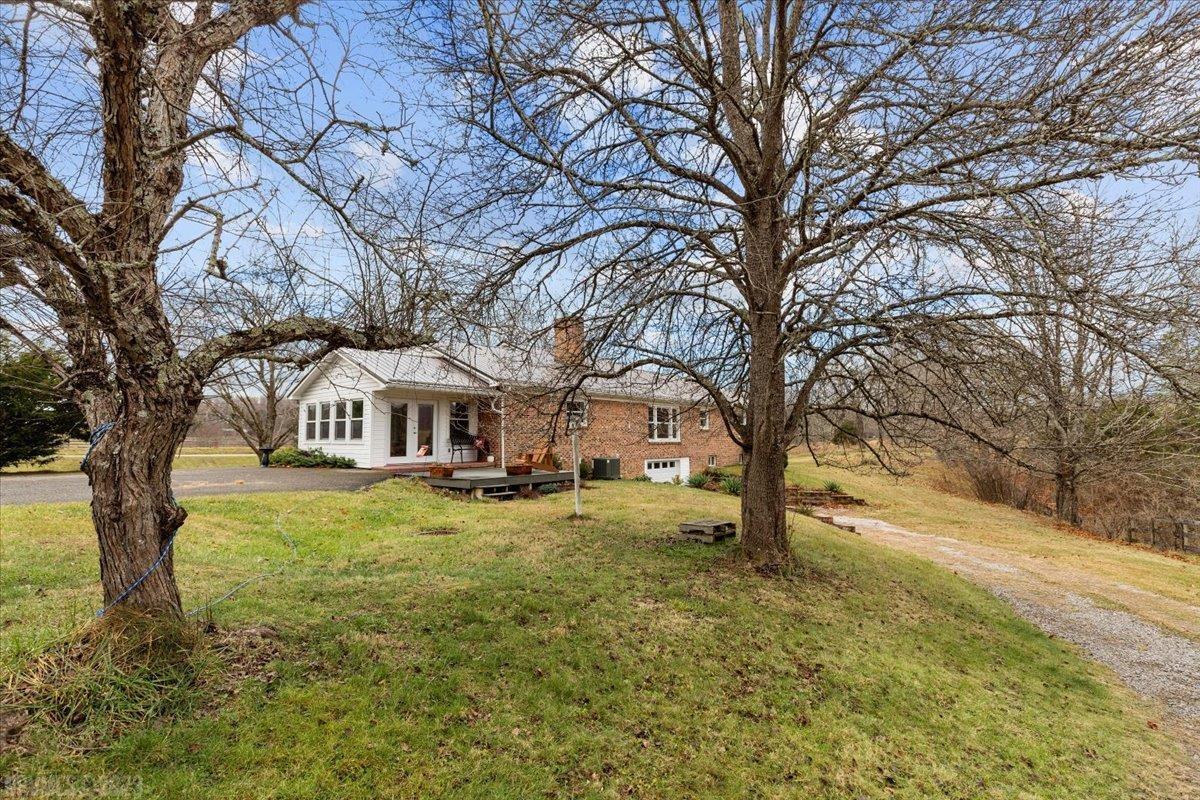 2270 MOUNT TABOR Road