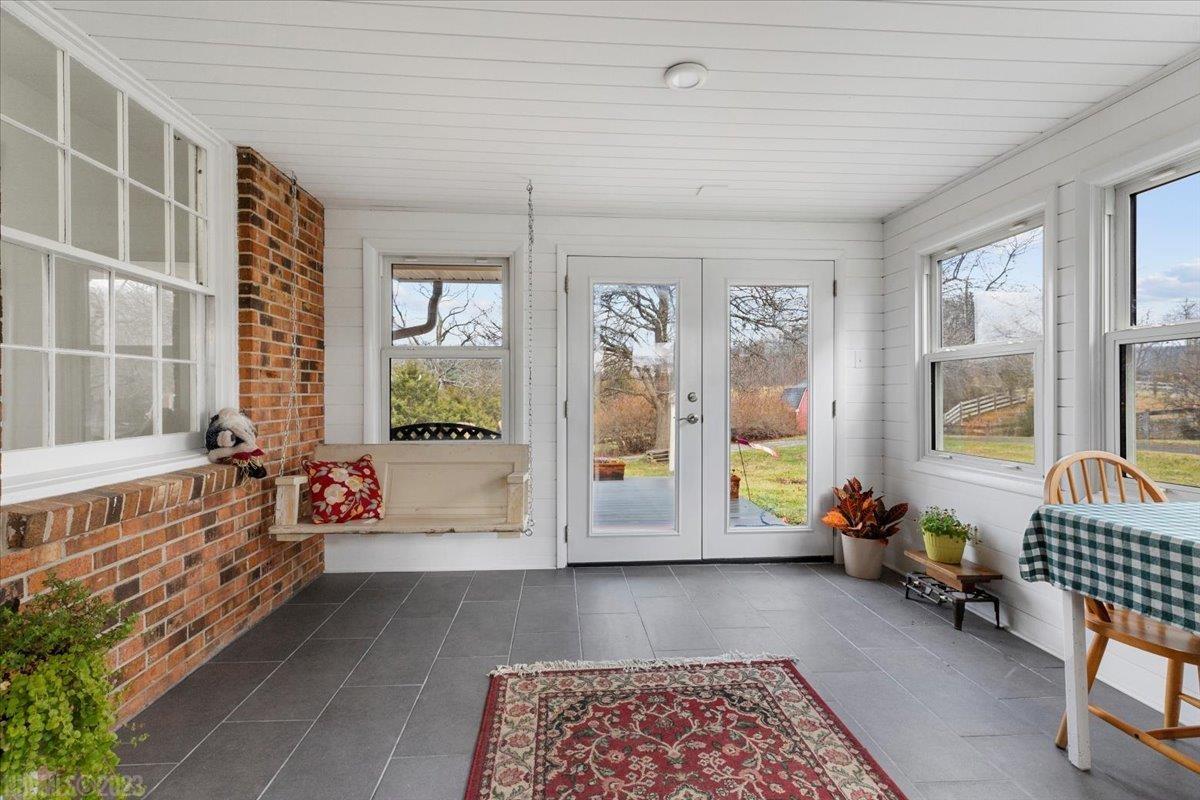 2270 MOUNT TABOR Road