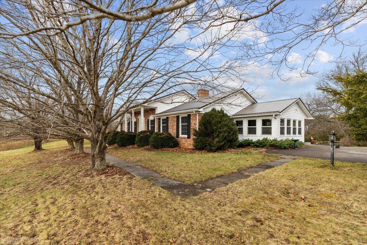 2270 MOUNT TABOR Road