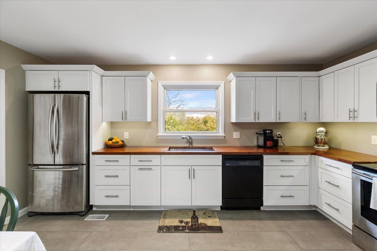 2270 MOUNT TABOR Road