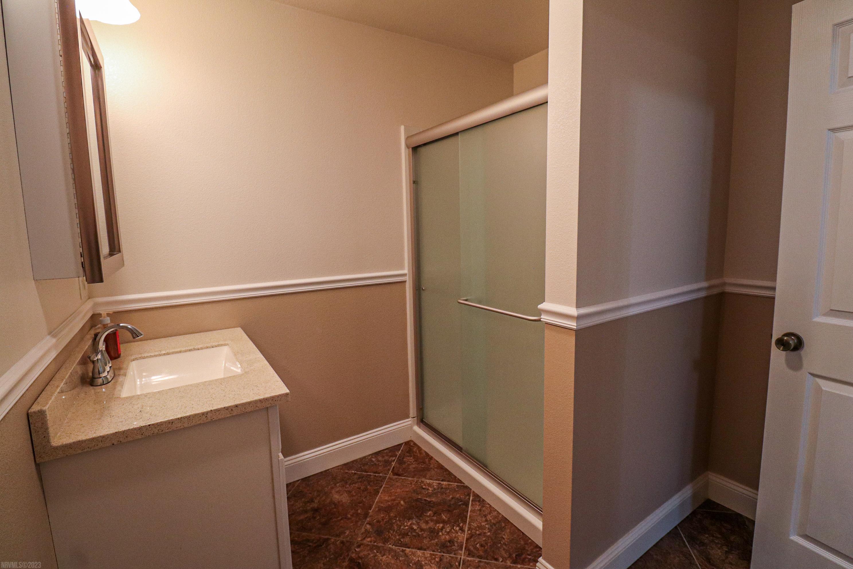 5277 Grandview Drive