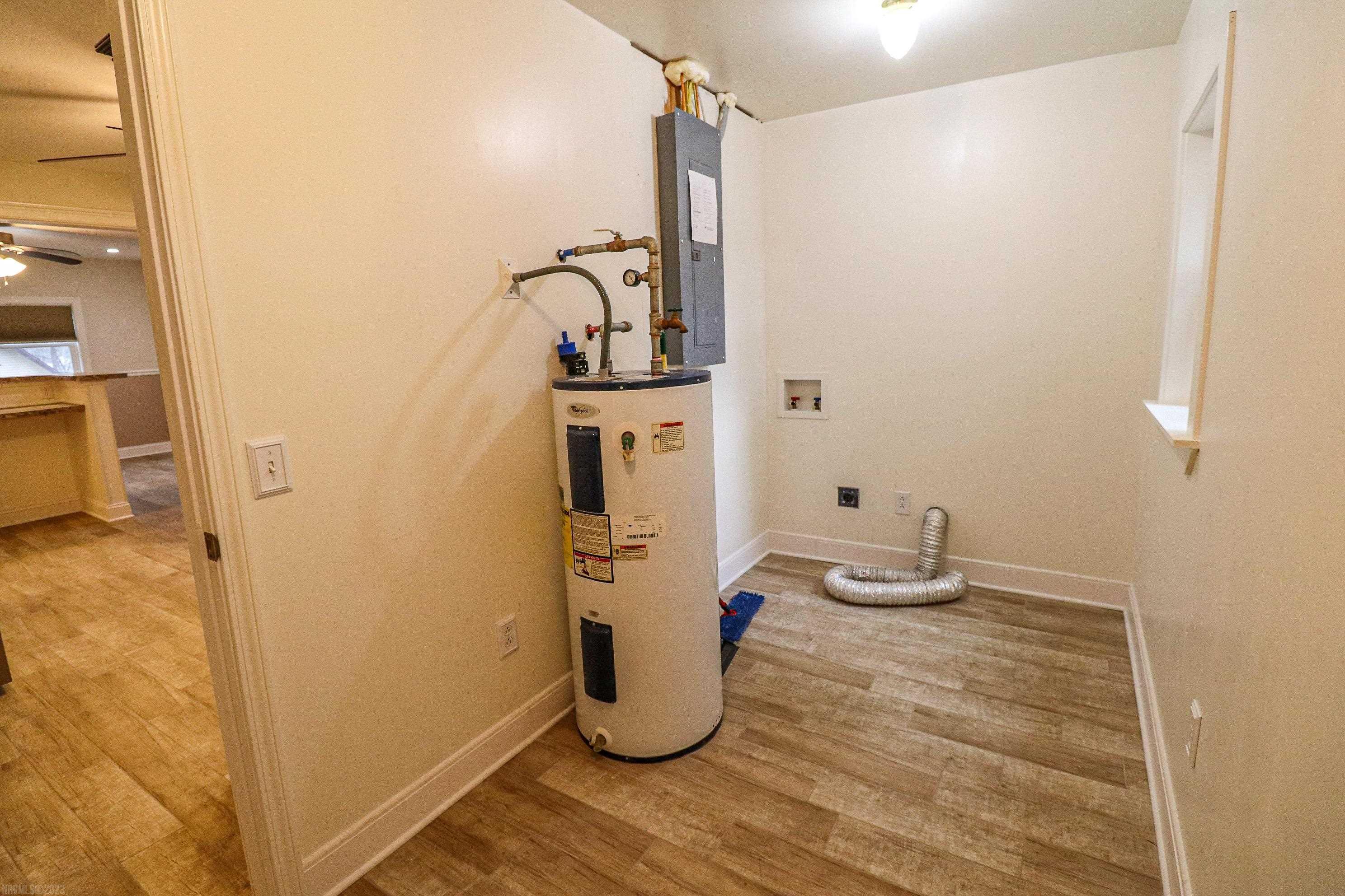 5277 Grandview Drive