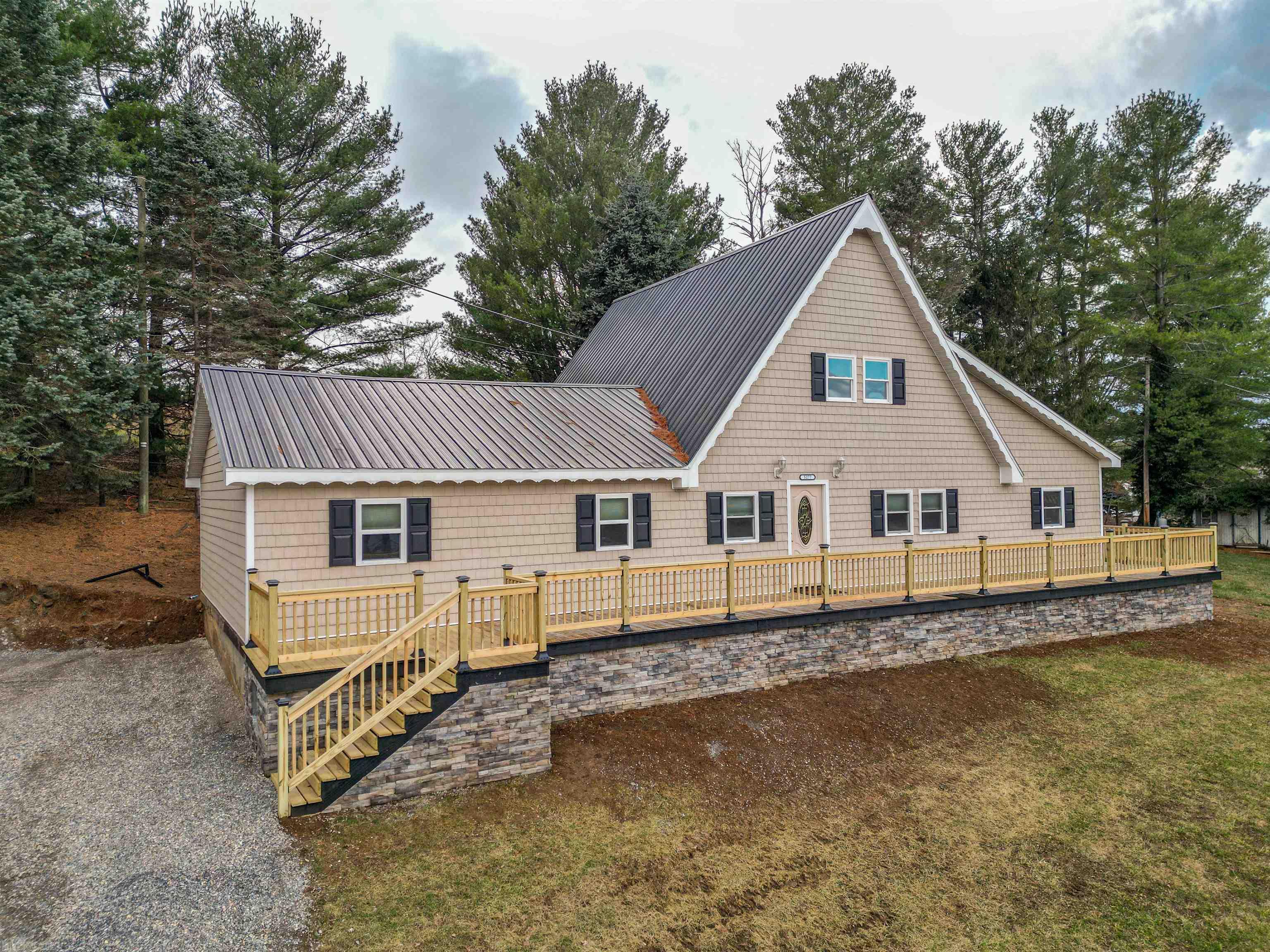 5277 Grandview Drive