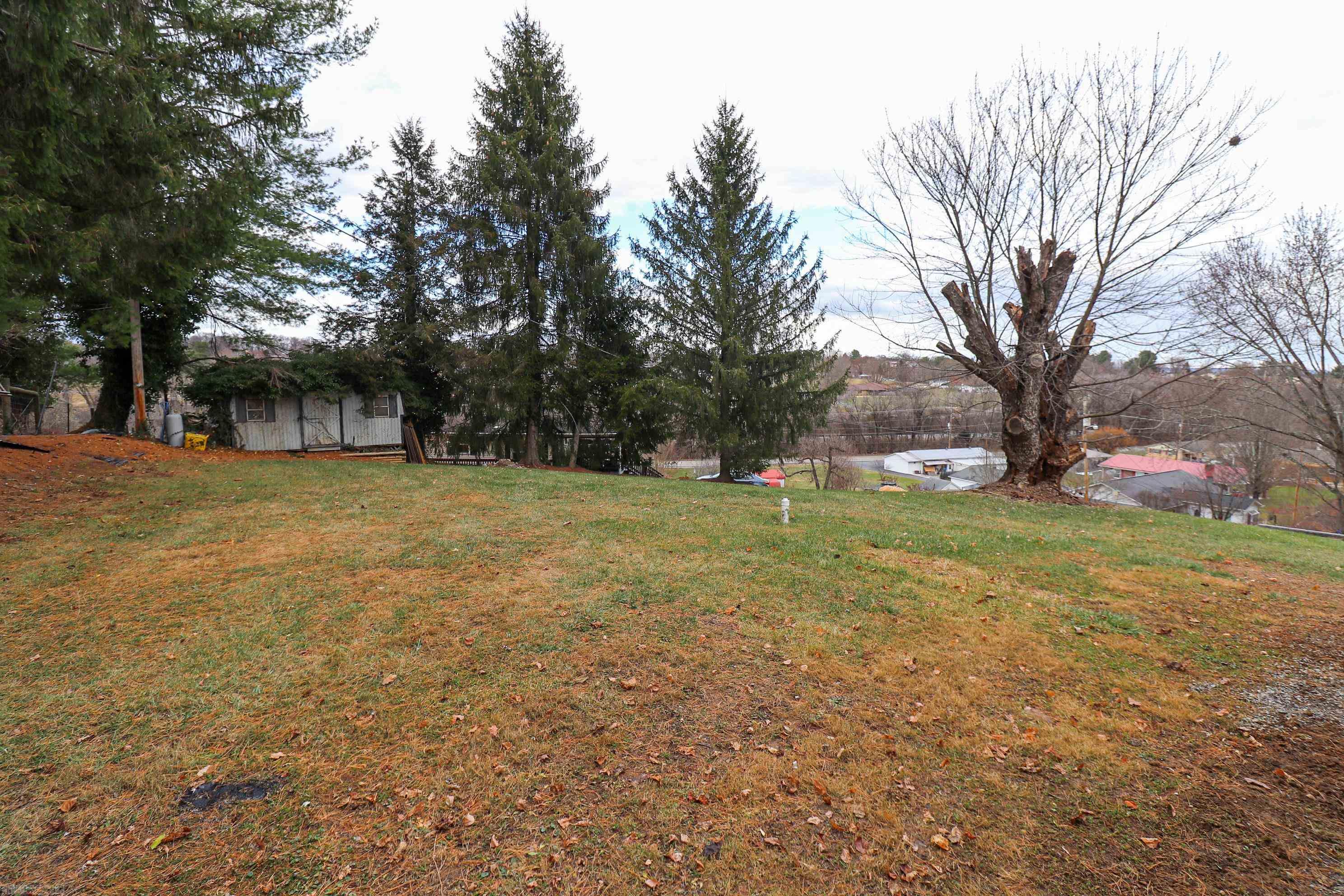 5277 Grandview Drive