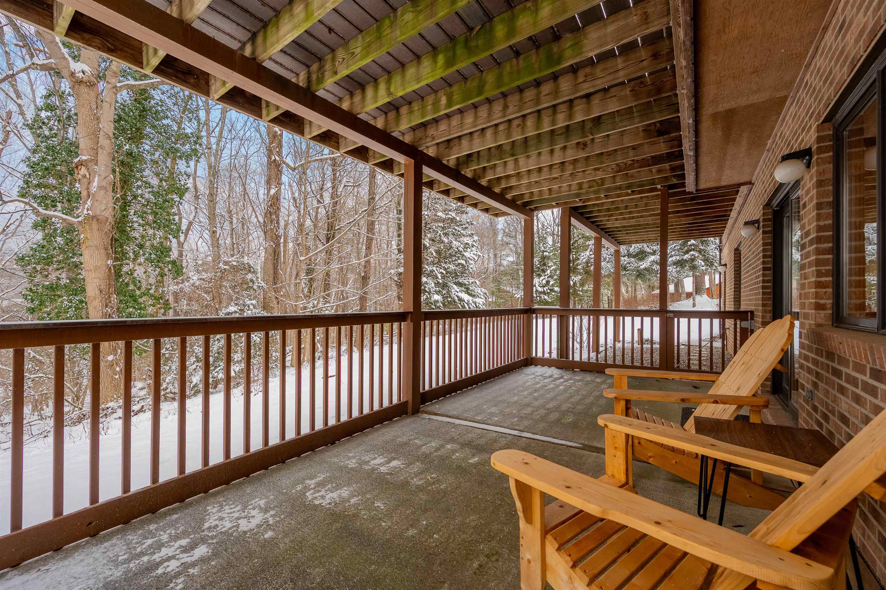 1105 DEERFIELD Drive