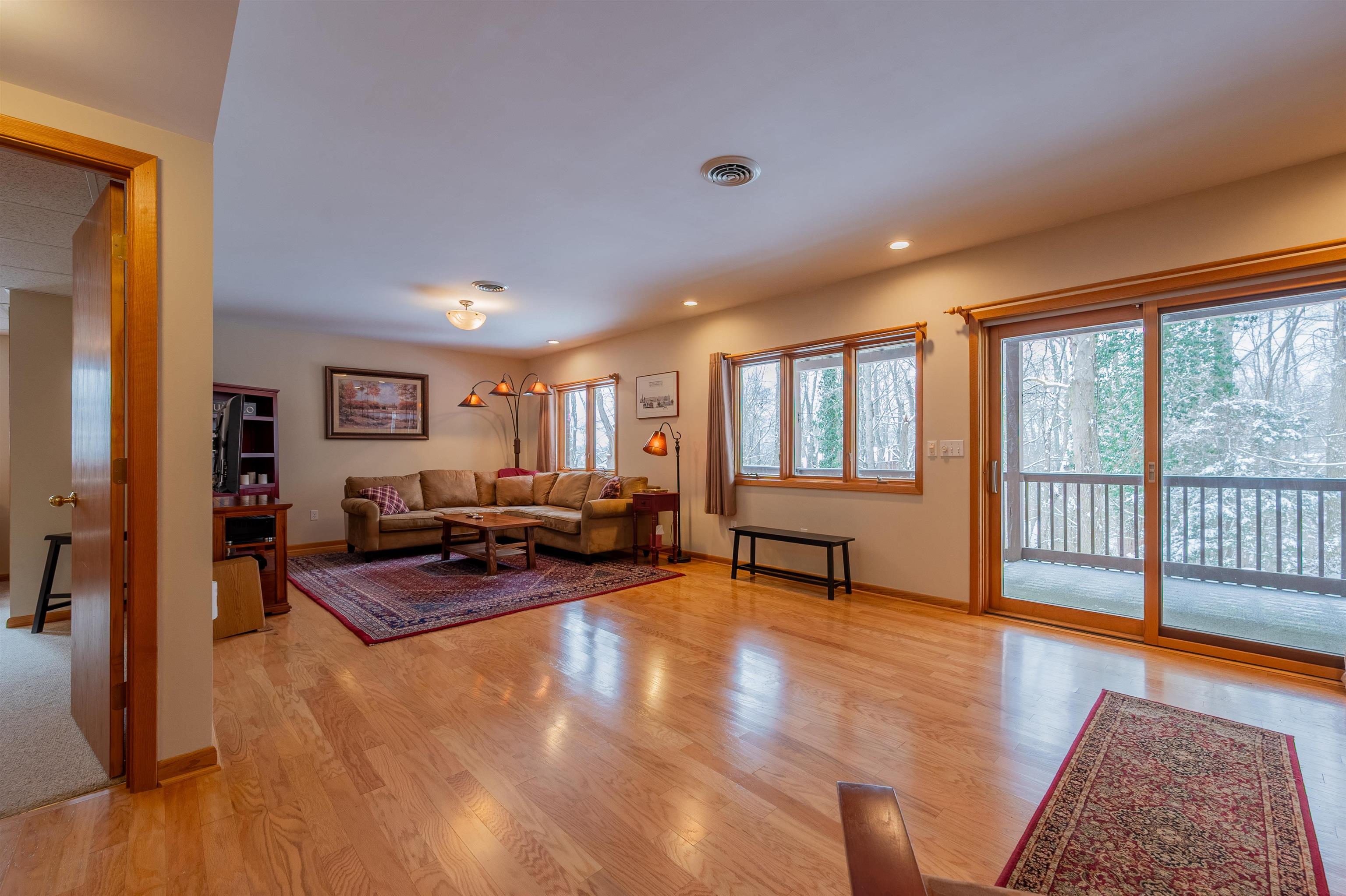 1105 DEERFIELD Drive