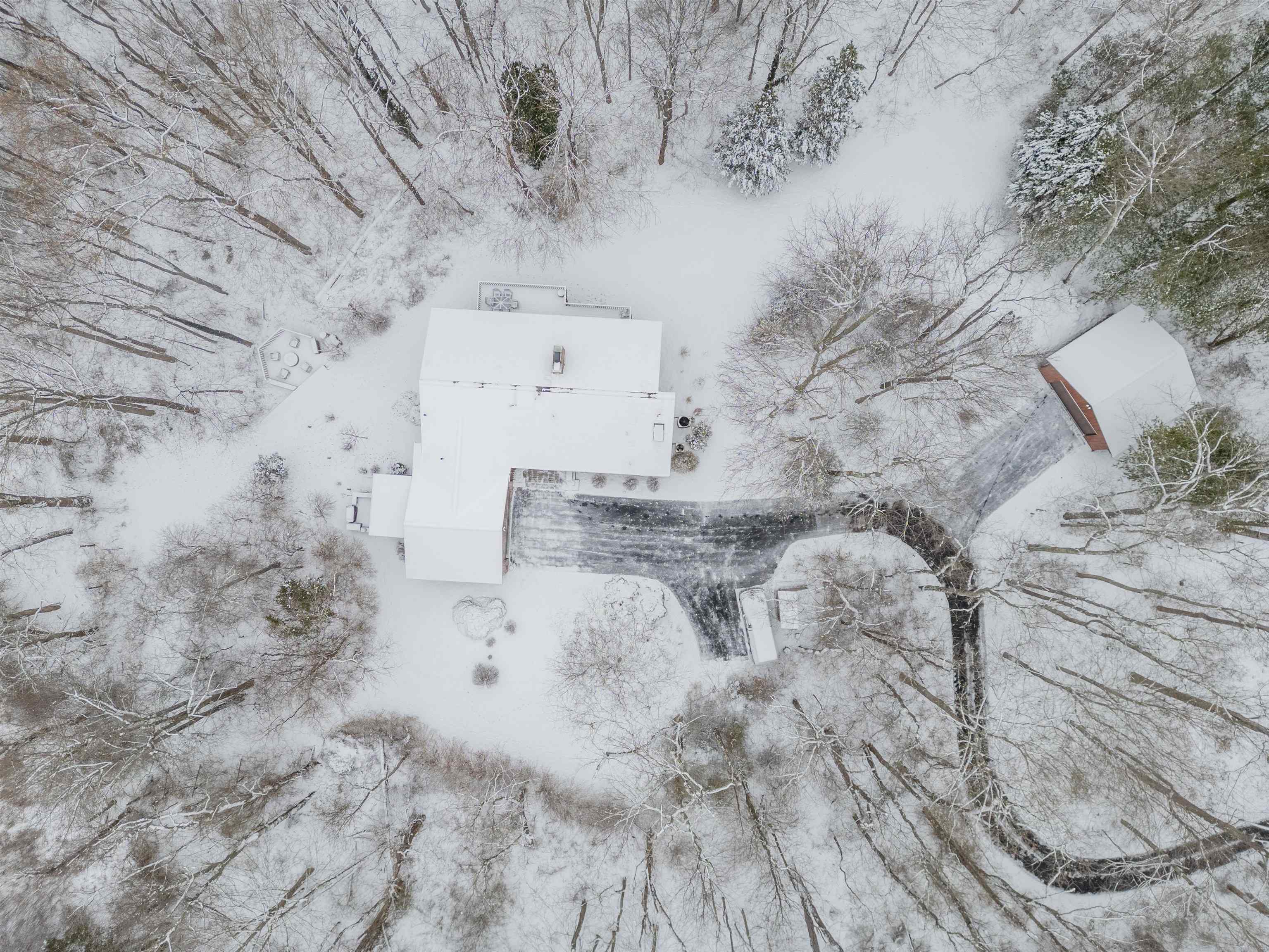 1105 DEERFIELD Drive