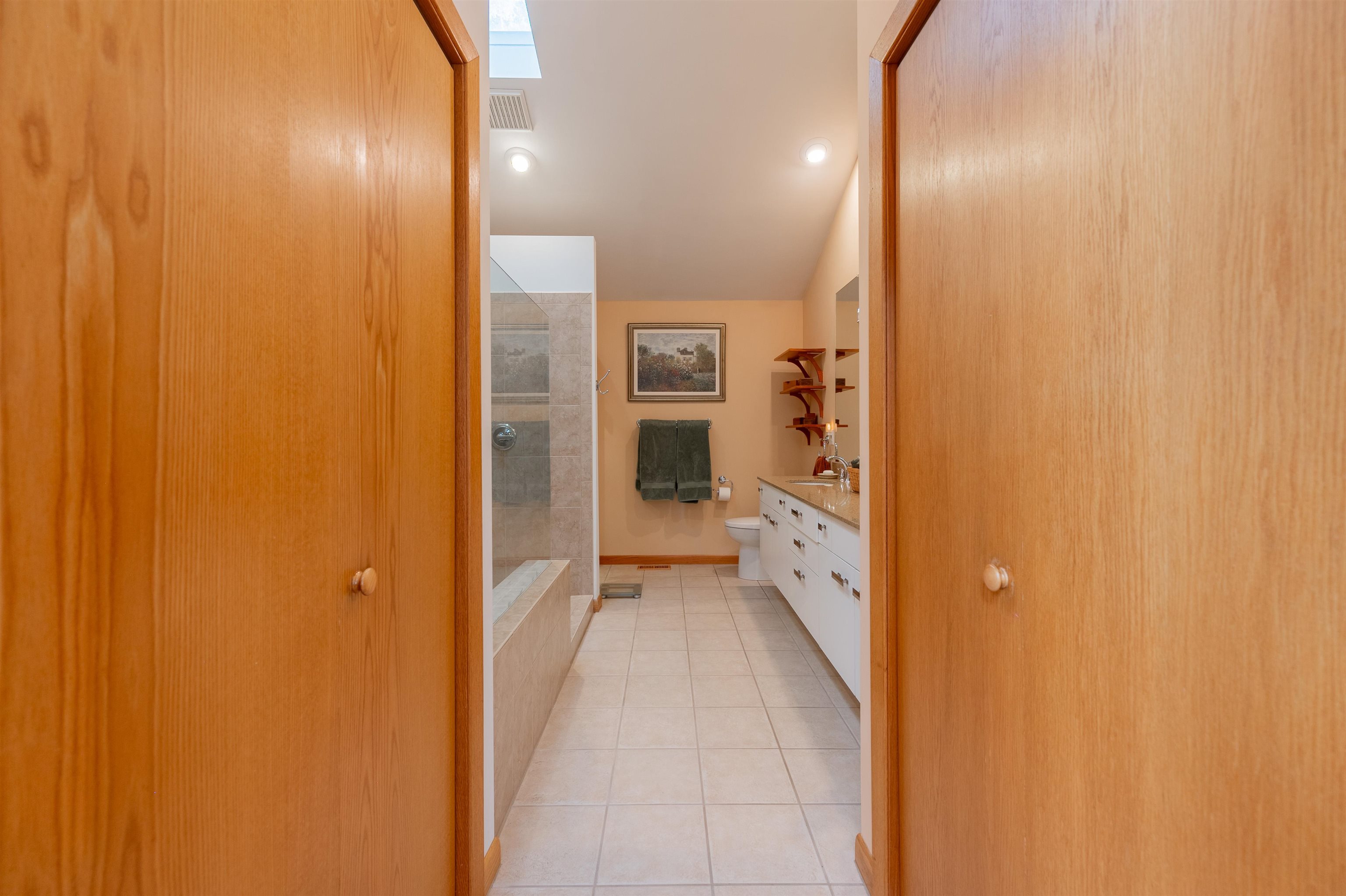 1105 DEERFIELD Drive