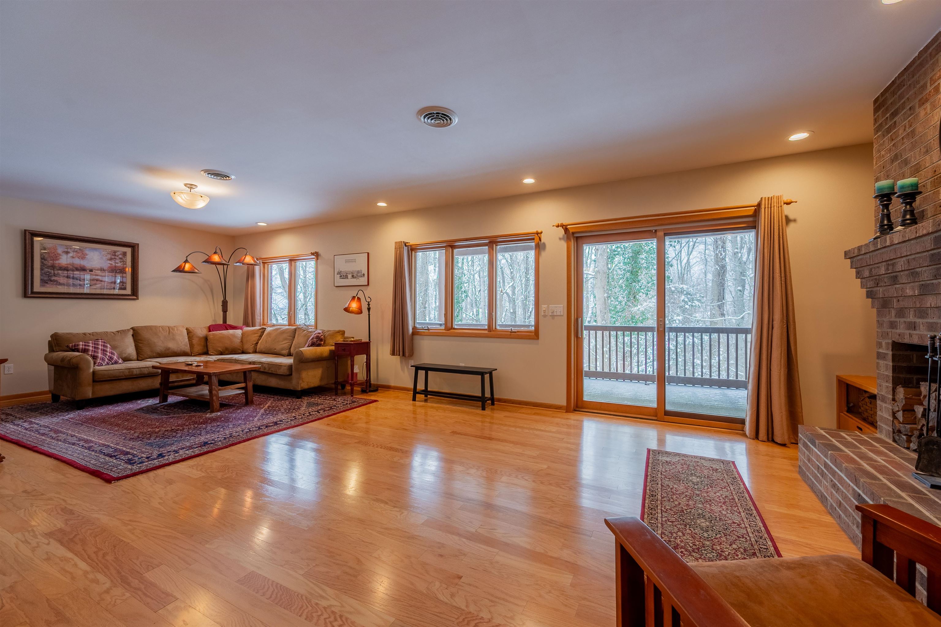1105 DEERFIELD Drive
