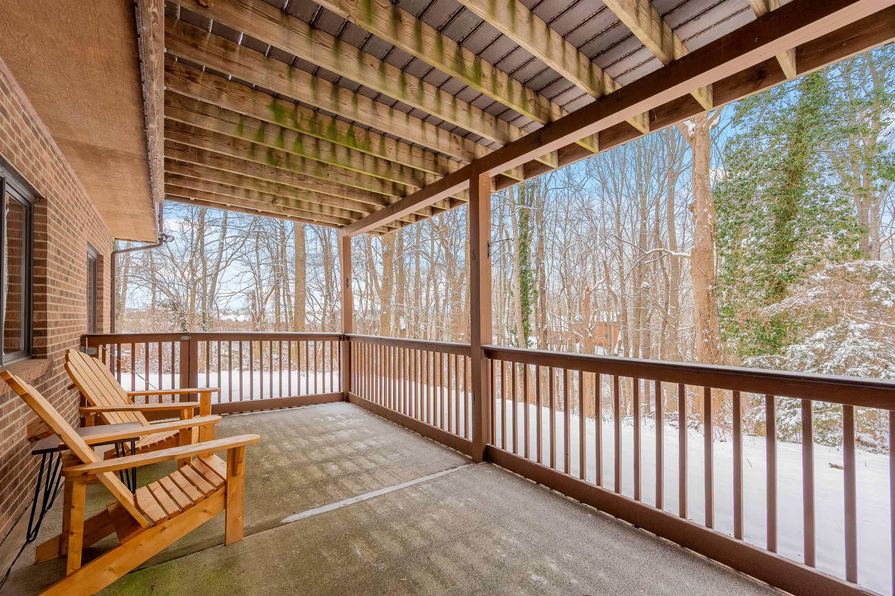 1105 DEERFIELD Drive