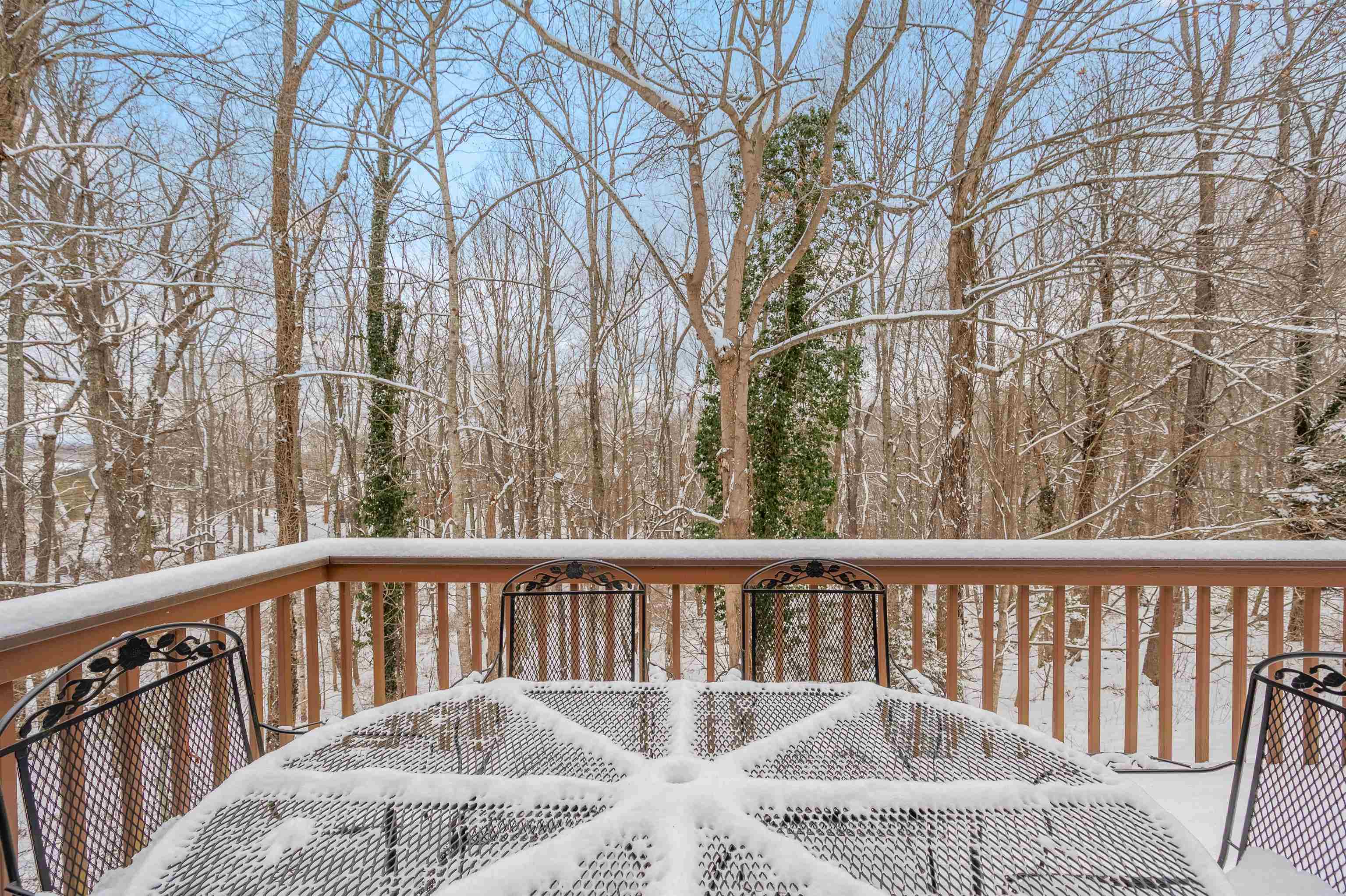 1105 DEERFIELD Drive