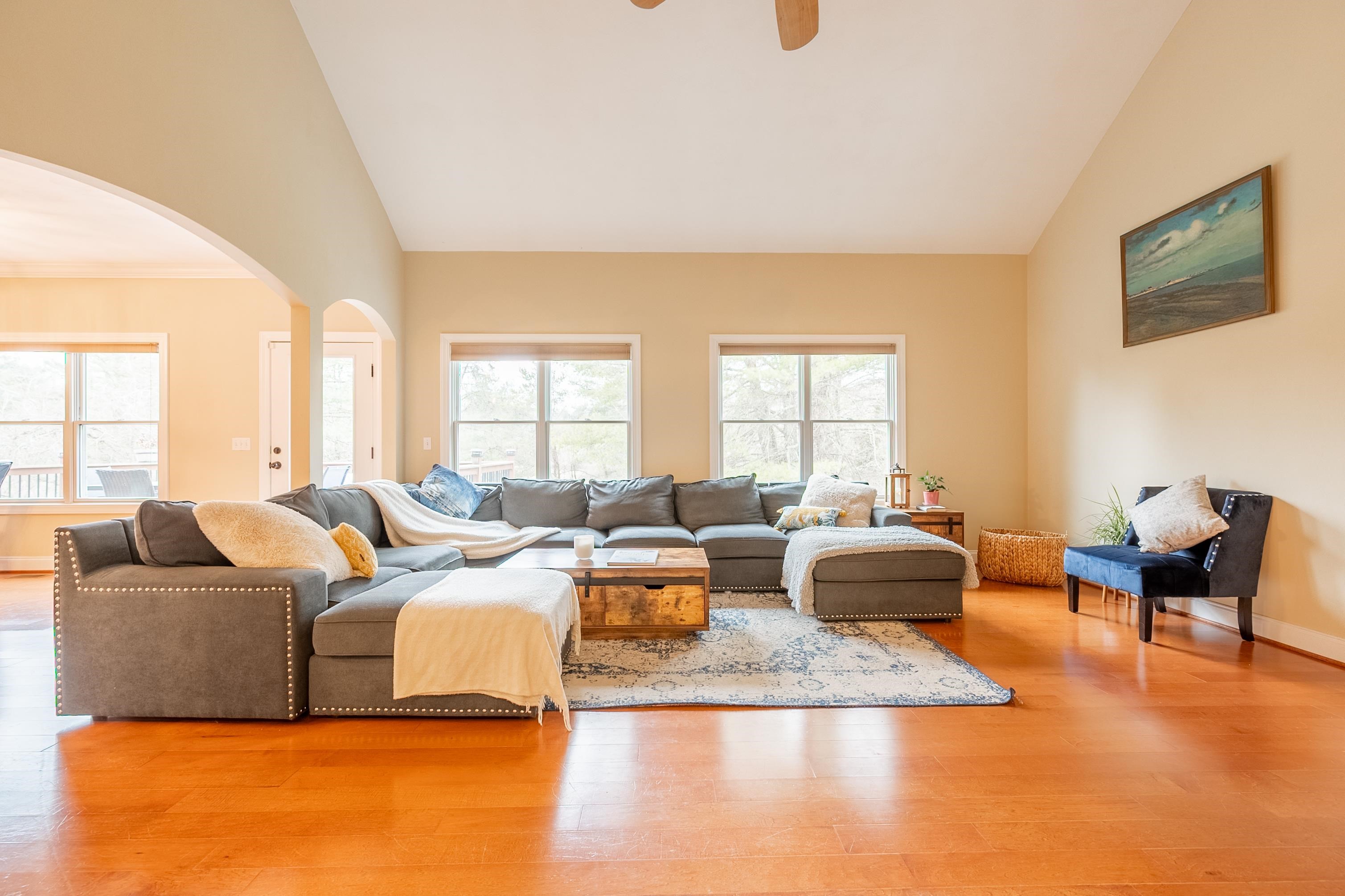 212 BISHOP Road