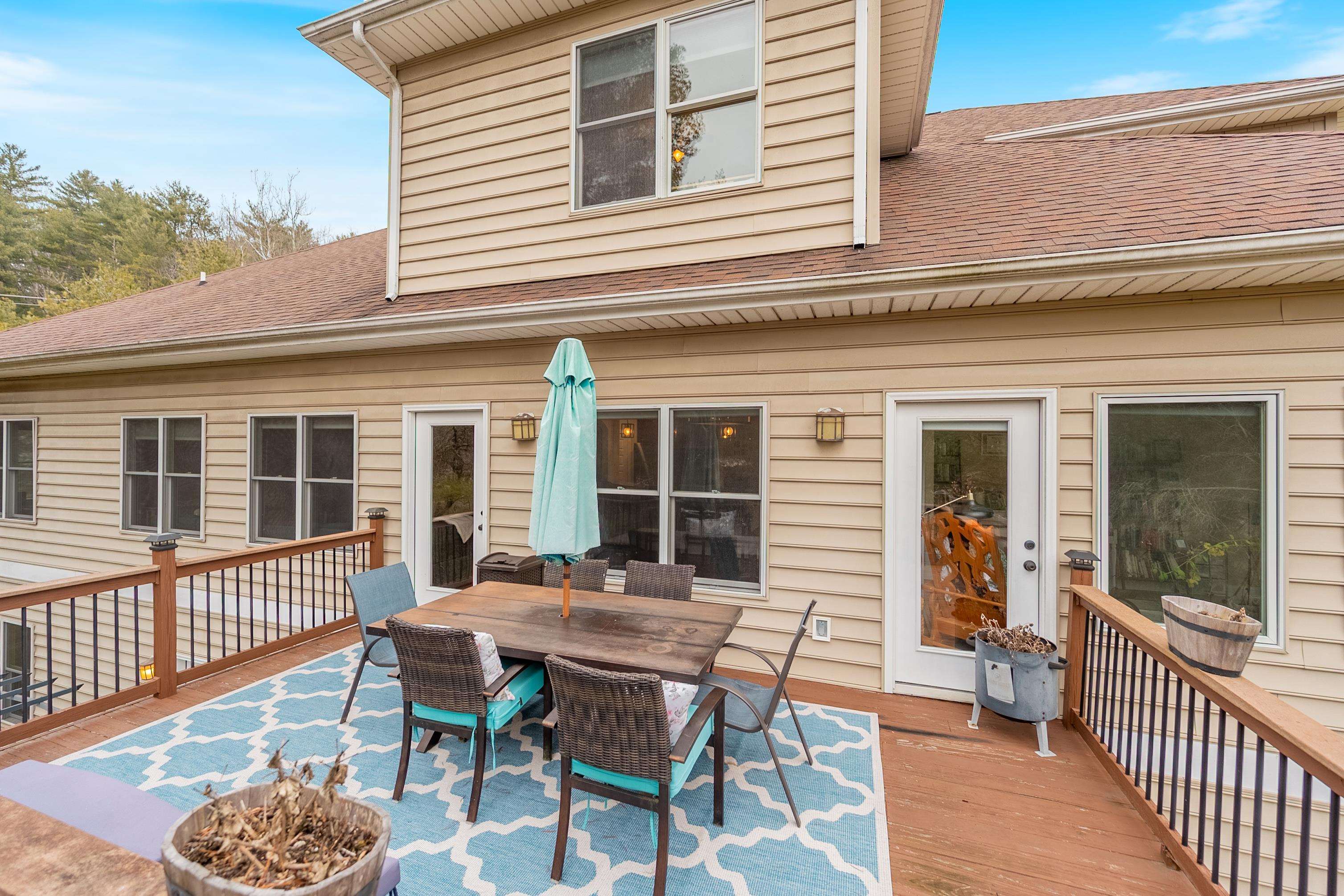 212 BISHOP Road