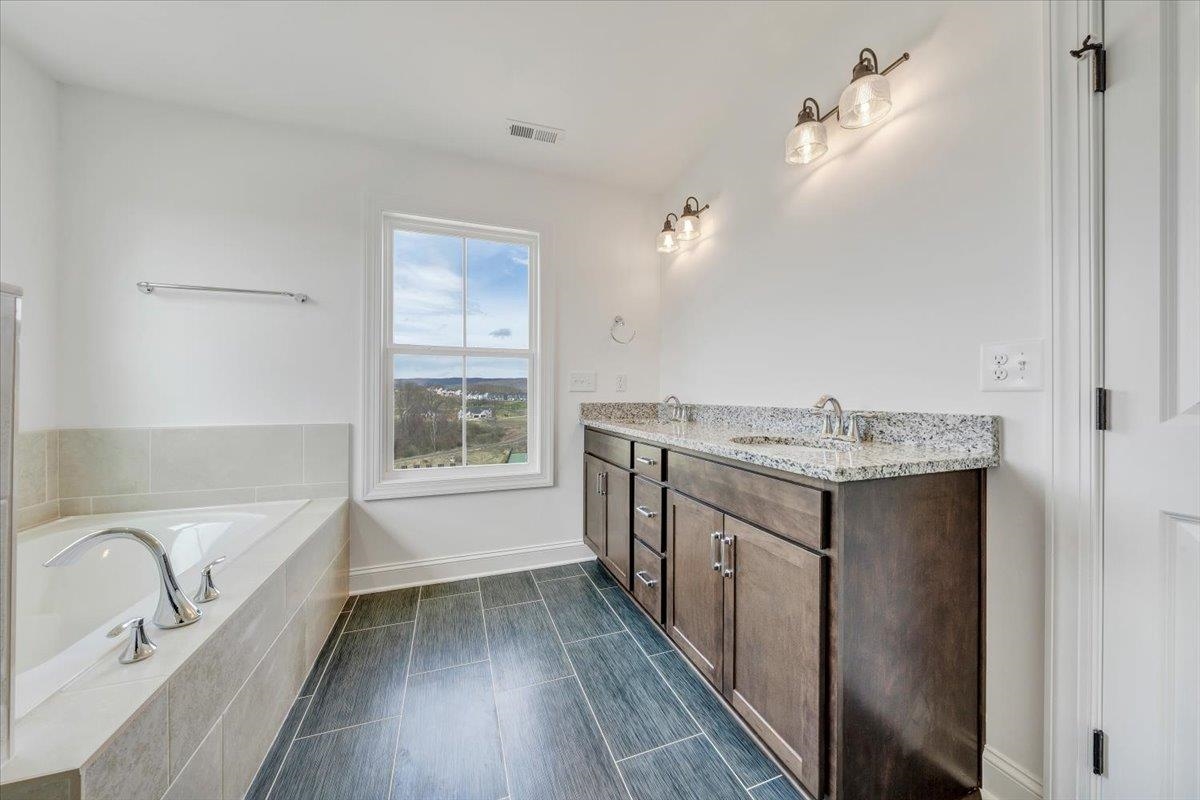 3015 Natalies Way