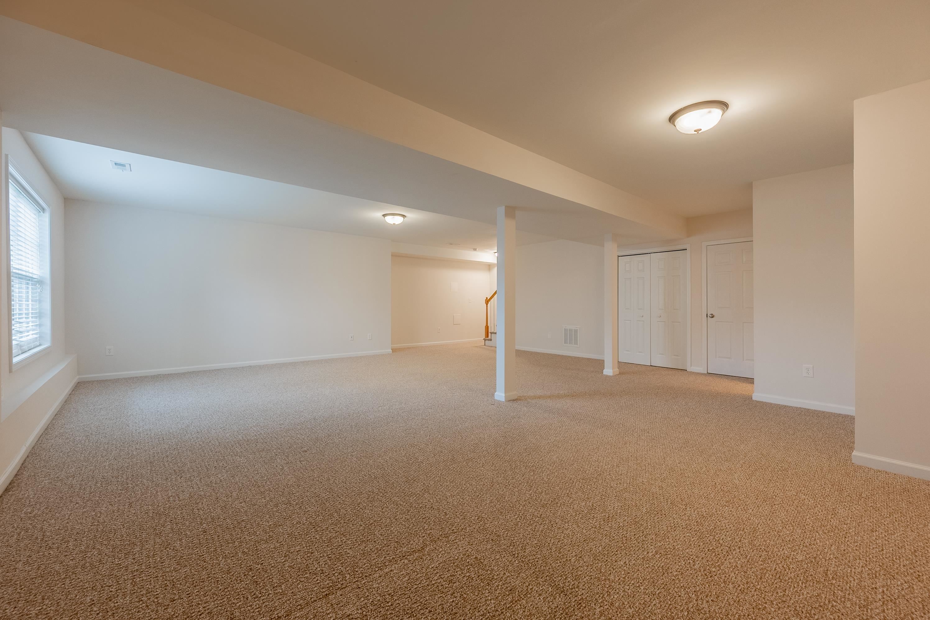 185 WINDSOR Drive