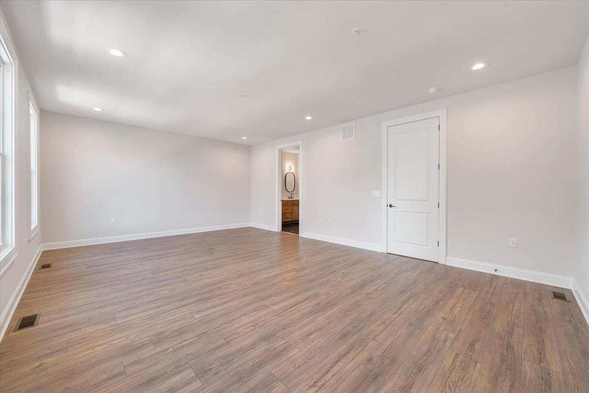 343 Eheart Street