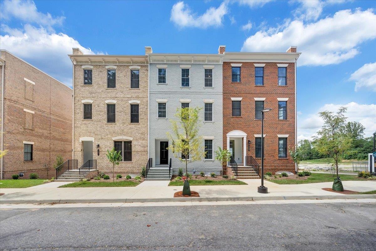 343 Eheart Street