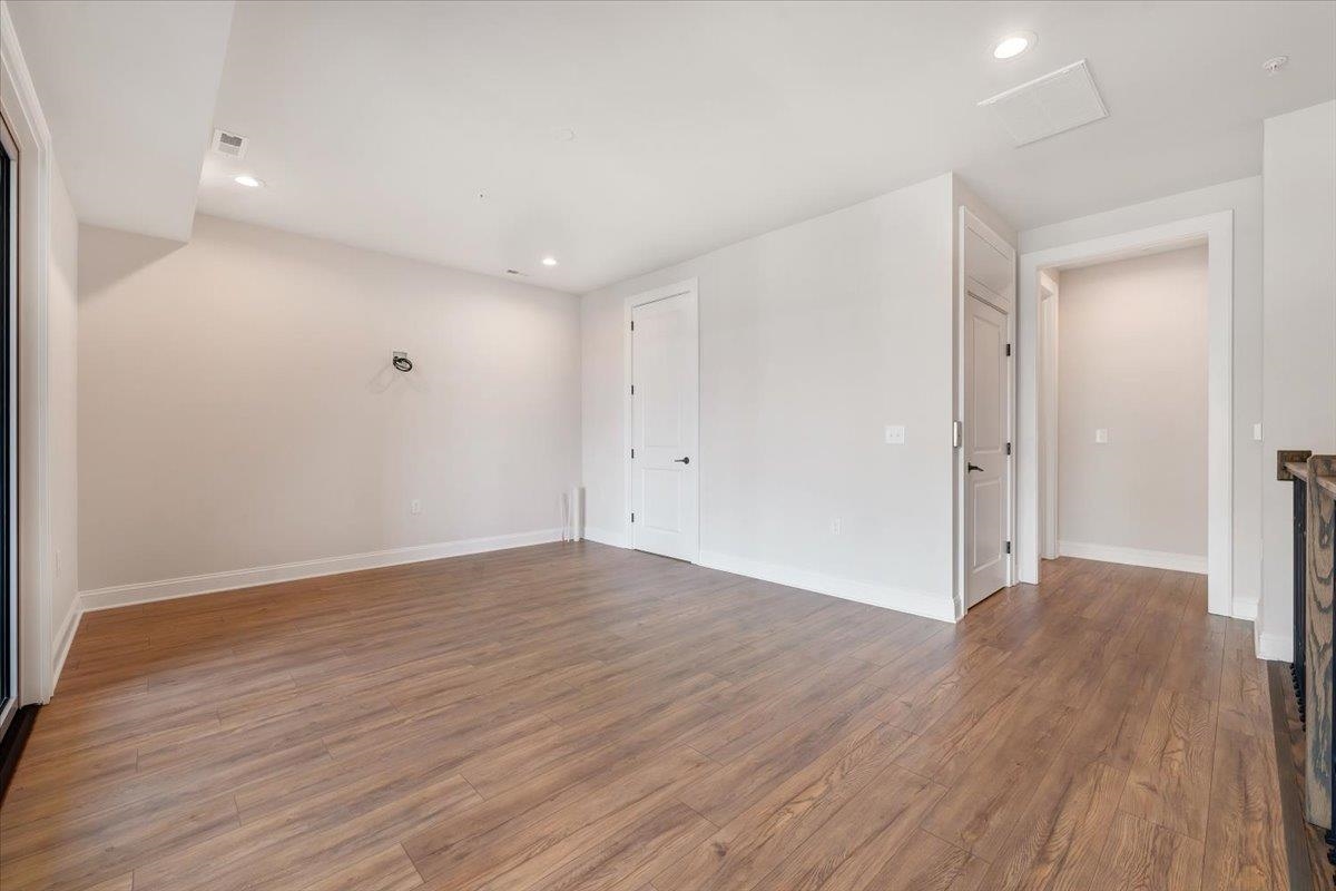343 Eheart Street