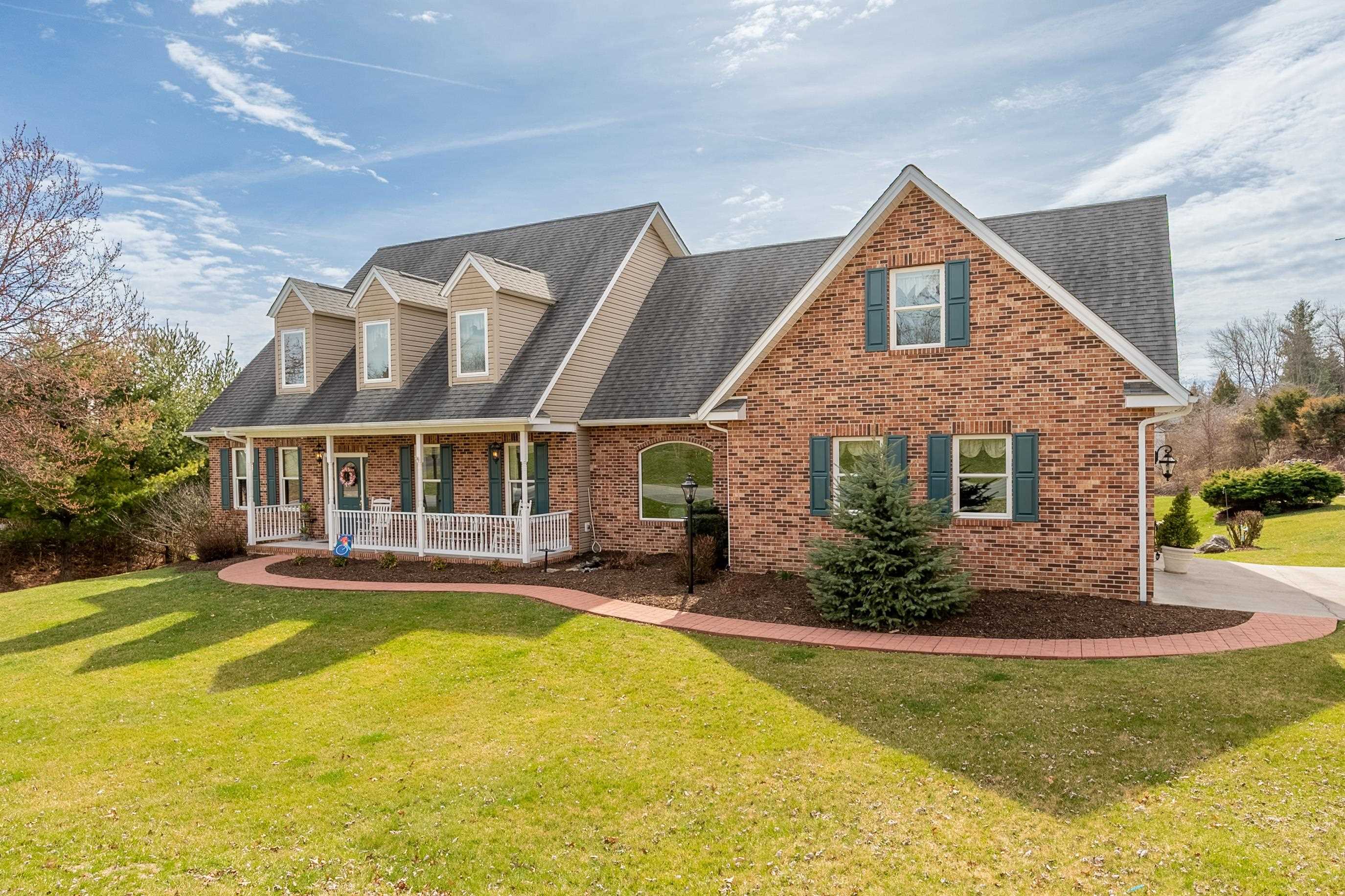 501 Leisure Lane