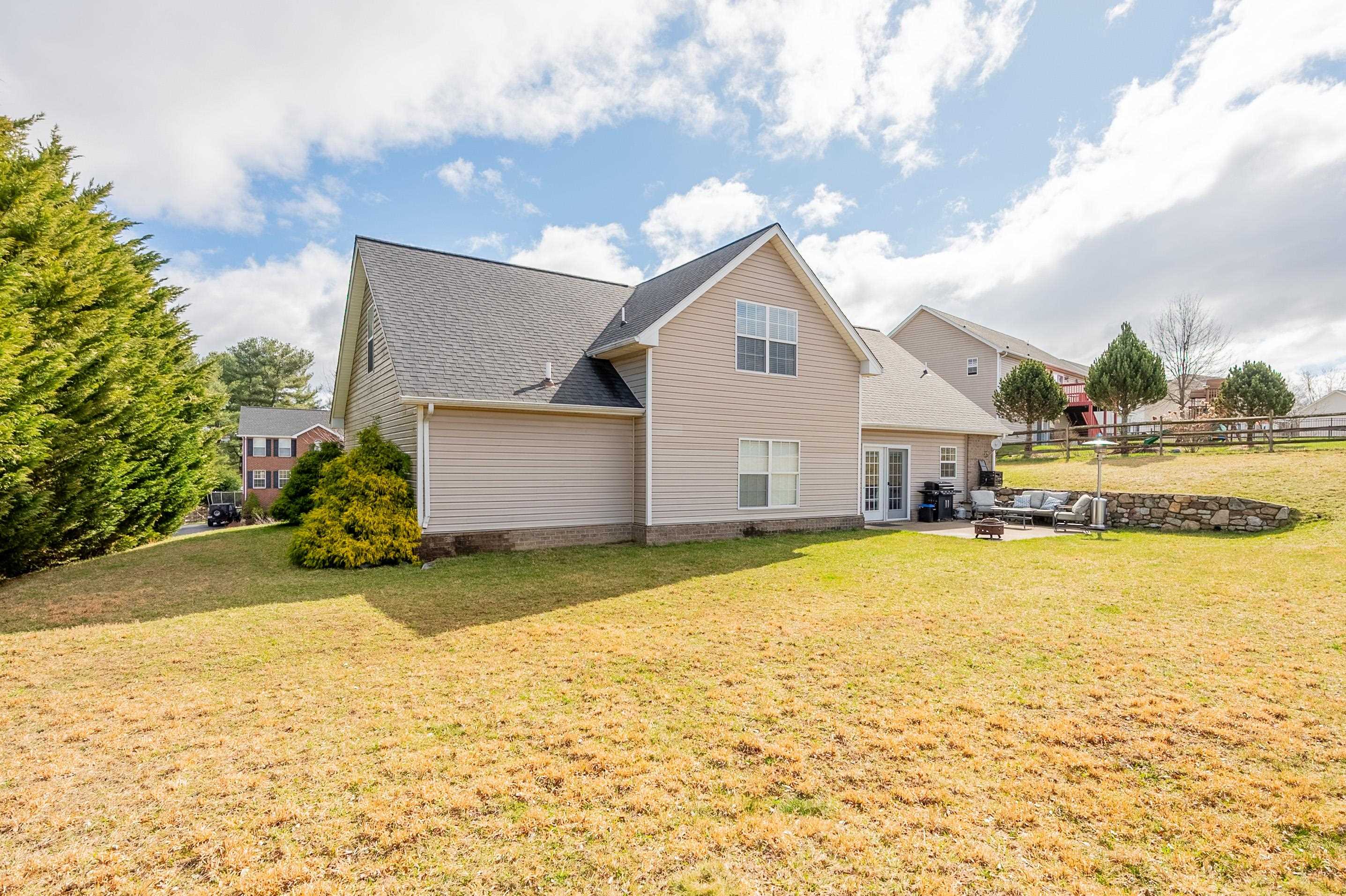 435 WINDSOR Drive
