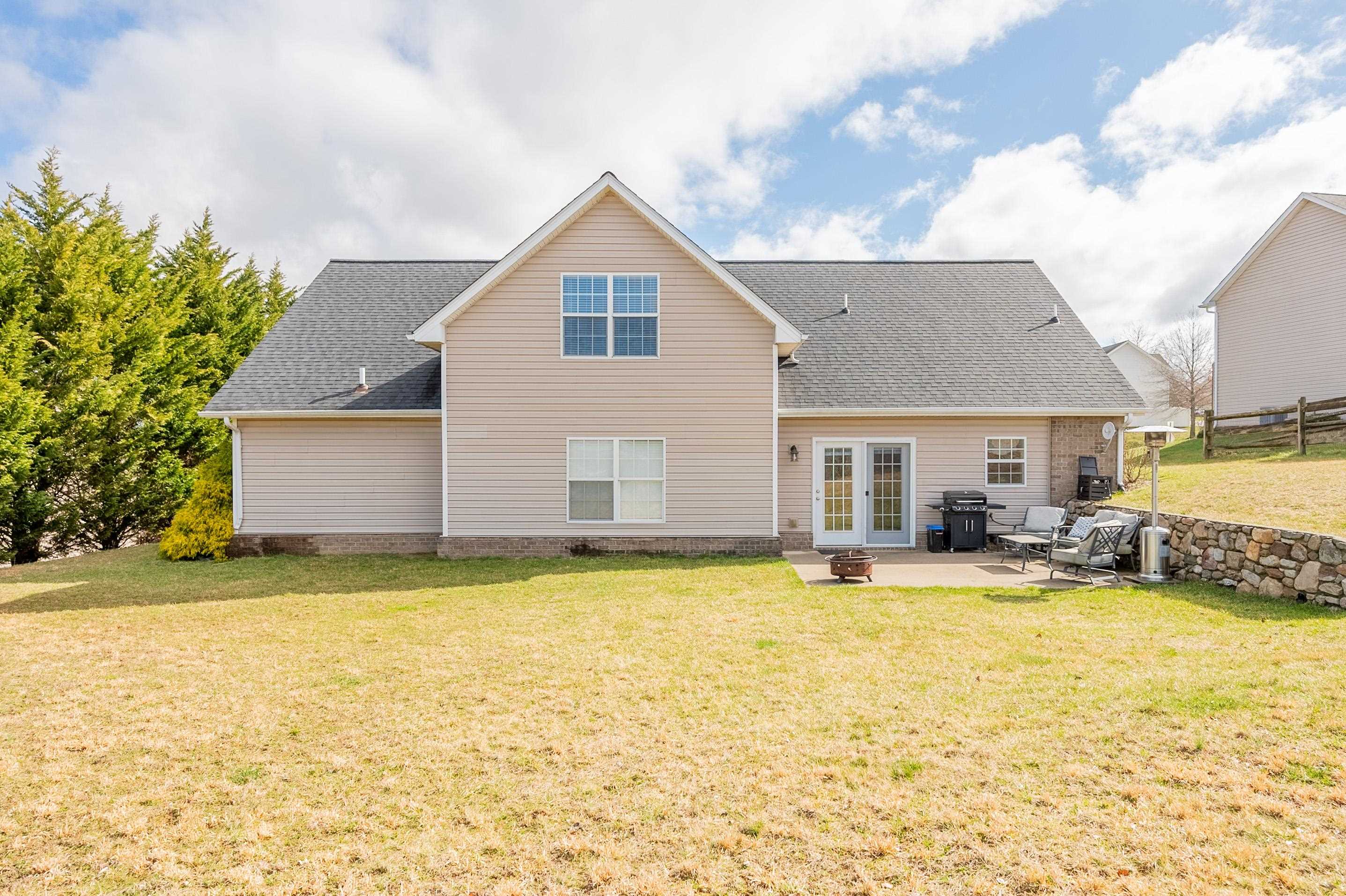 435 WINDSOR Drive