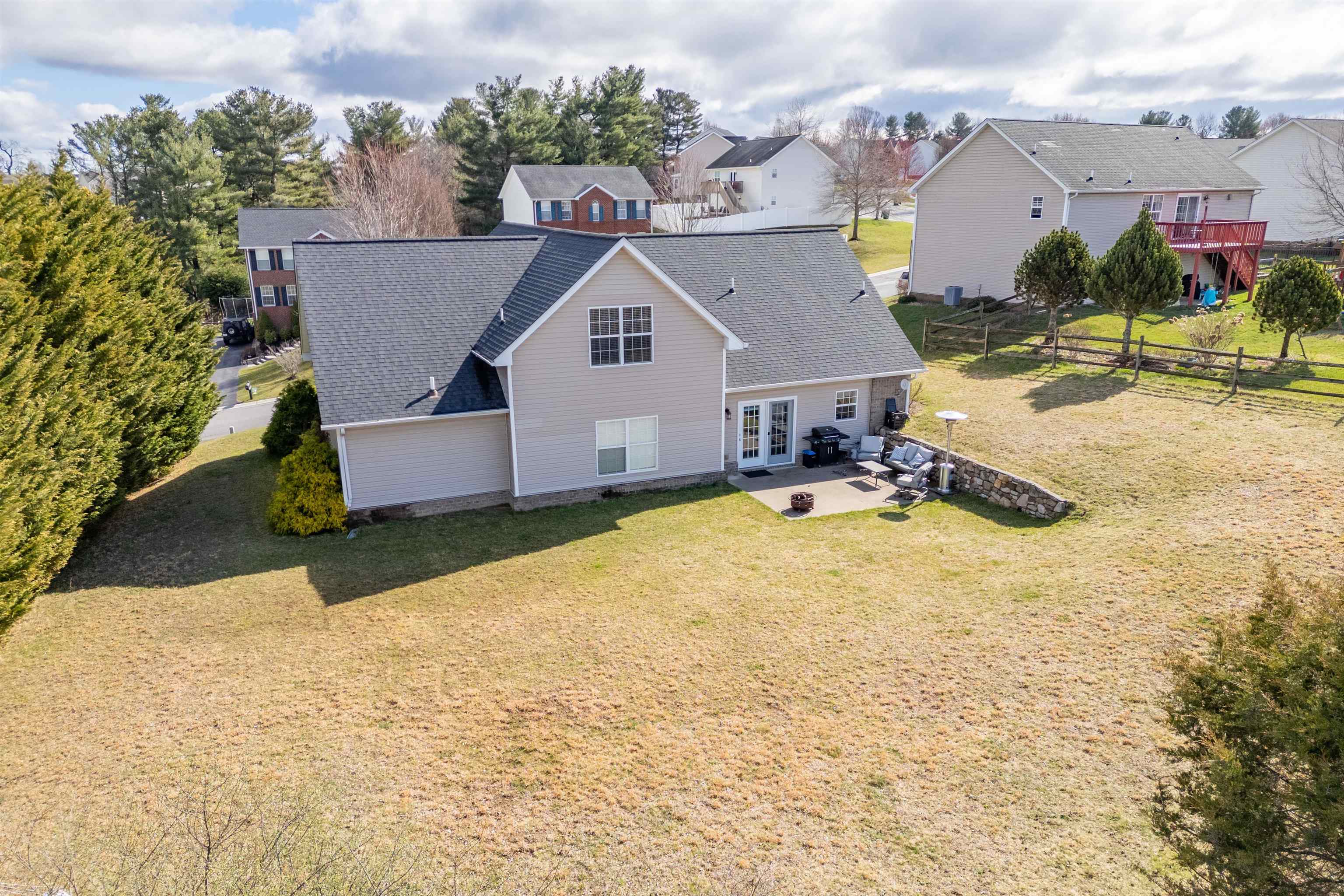 435 WINDSOR Drive