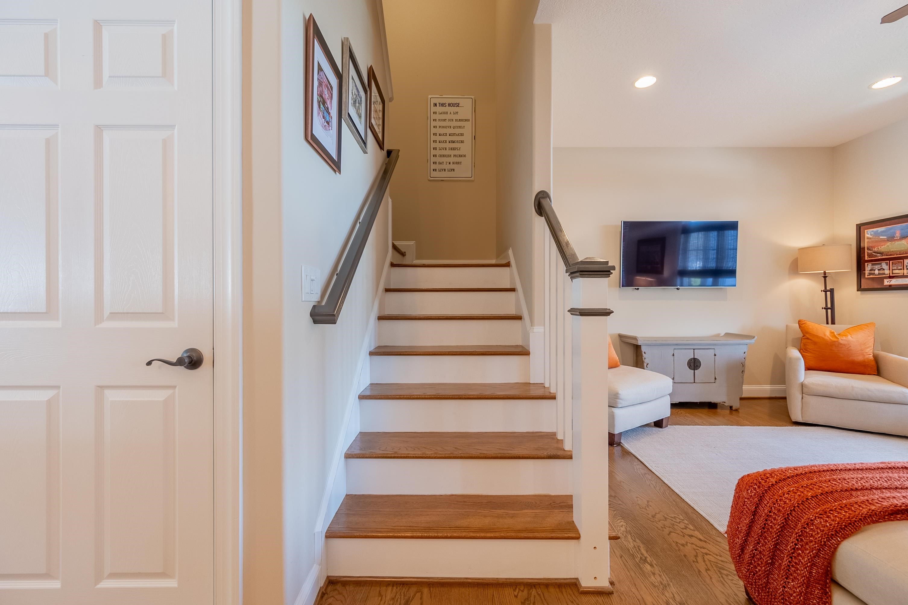 421 WILLARD Drive