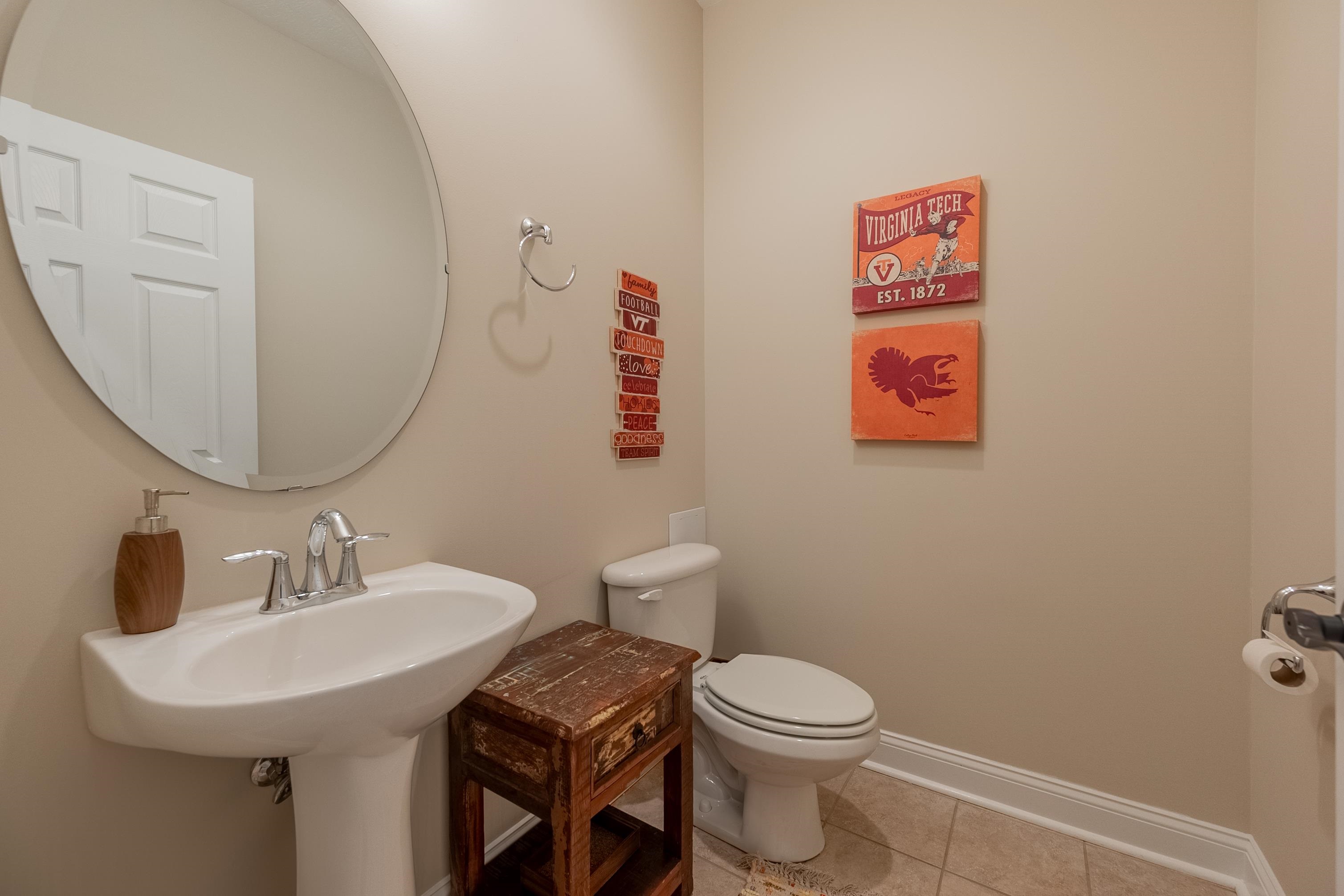 421 WILLARD Drive