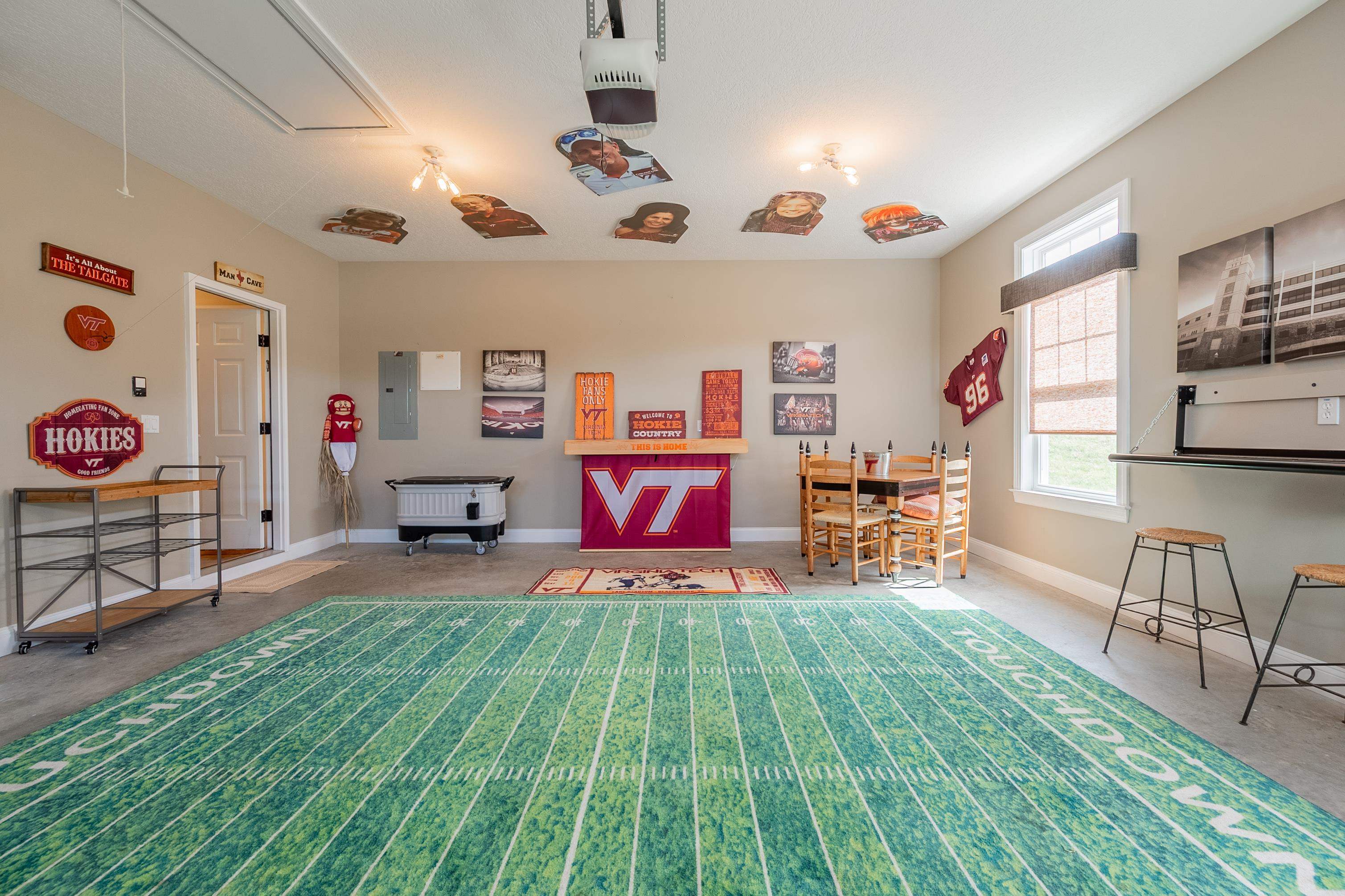 421 WILLARD Drive