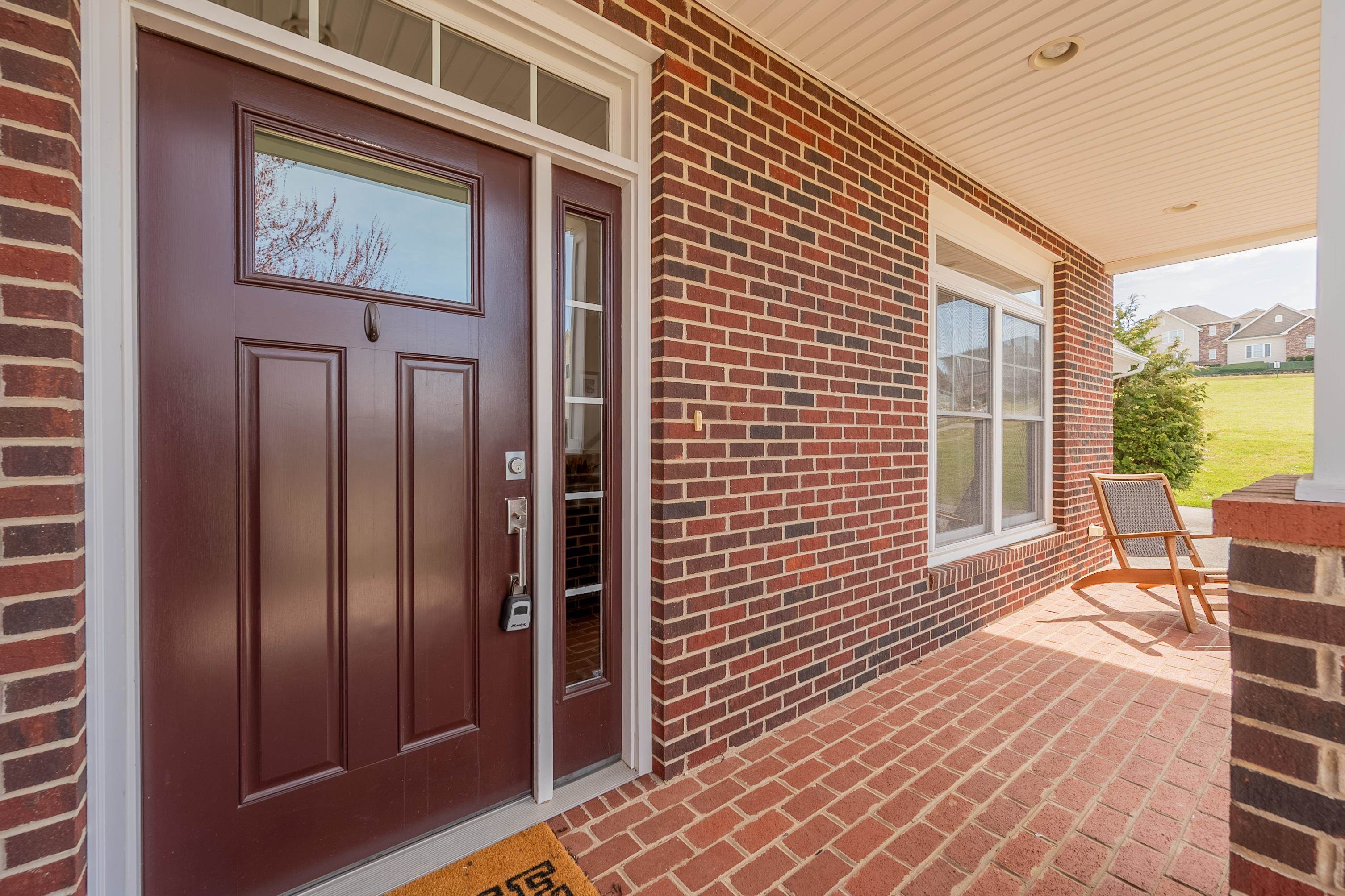 421 WILLARD Drive