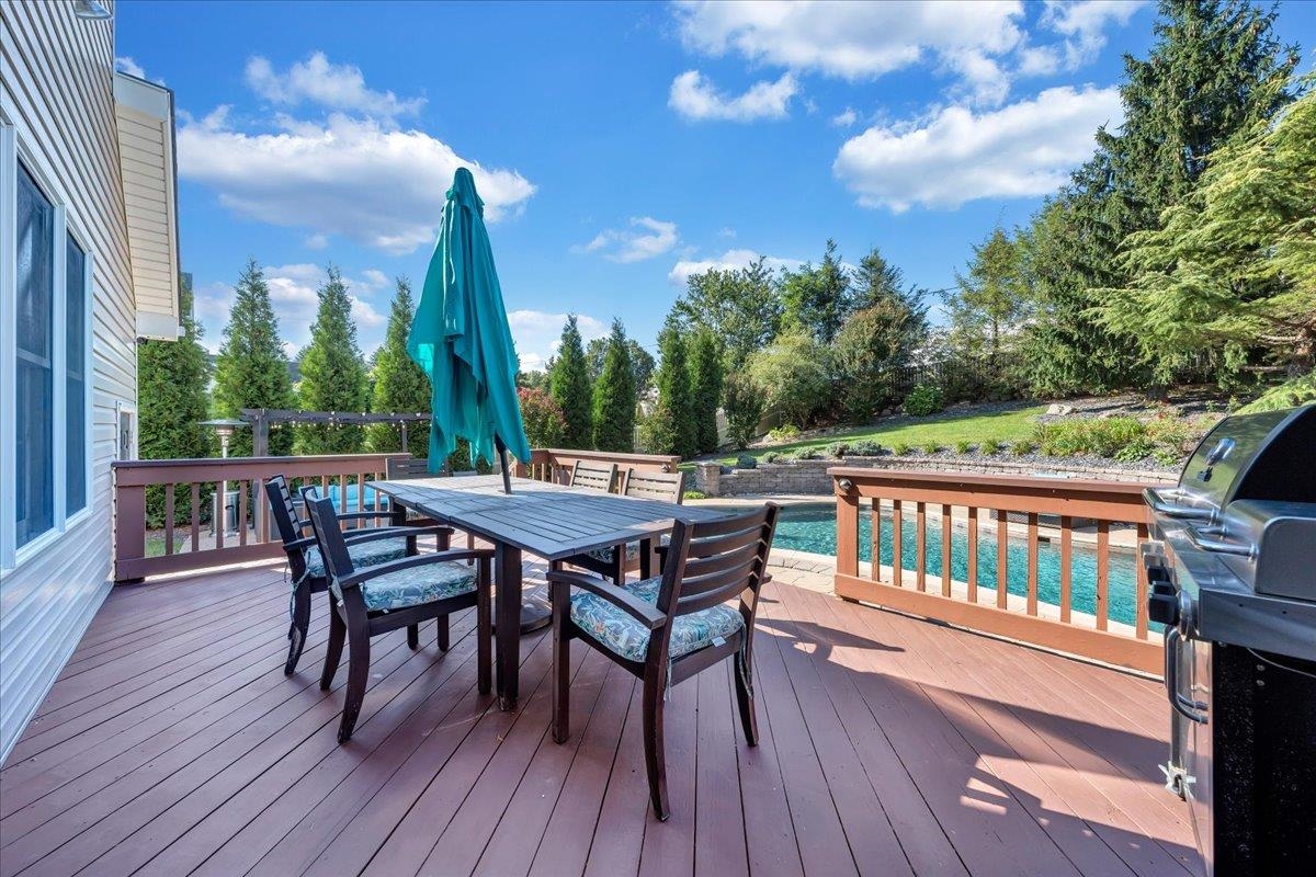 1205 Cedar Orchard Drive