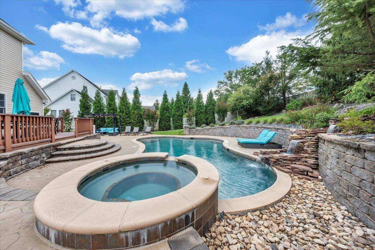 1205 Cedar Orchard Drive