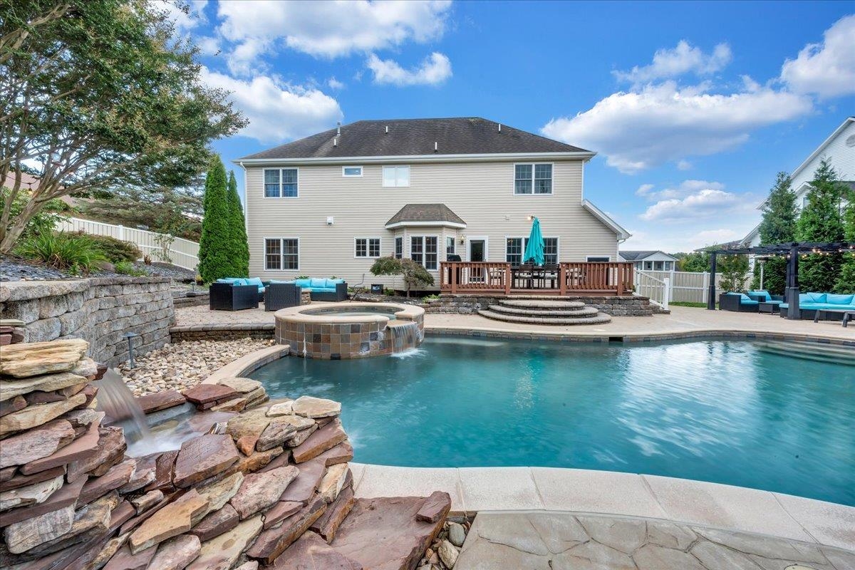 1205 Cedar Orchard Drive