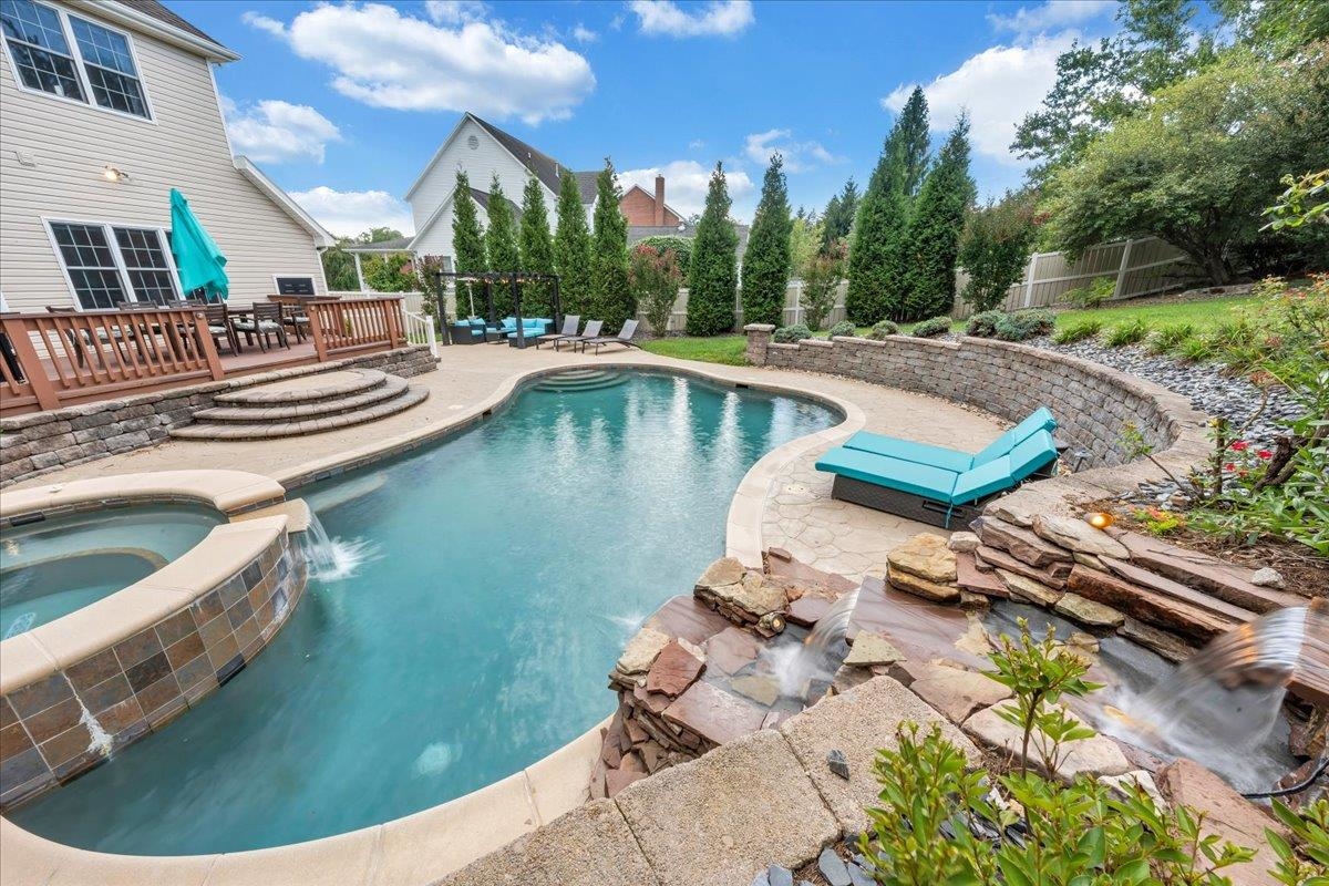 1205 Cedar Orchard Drive